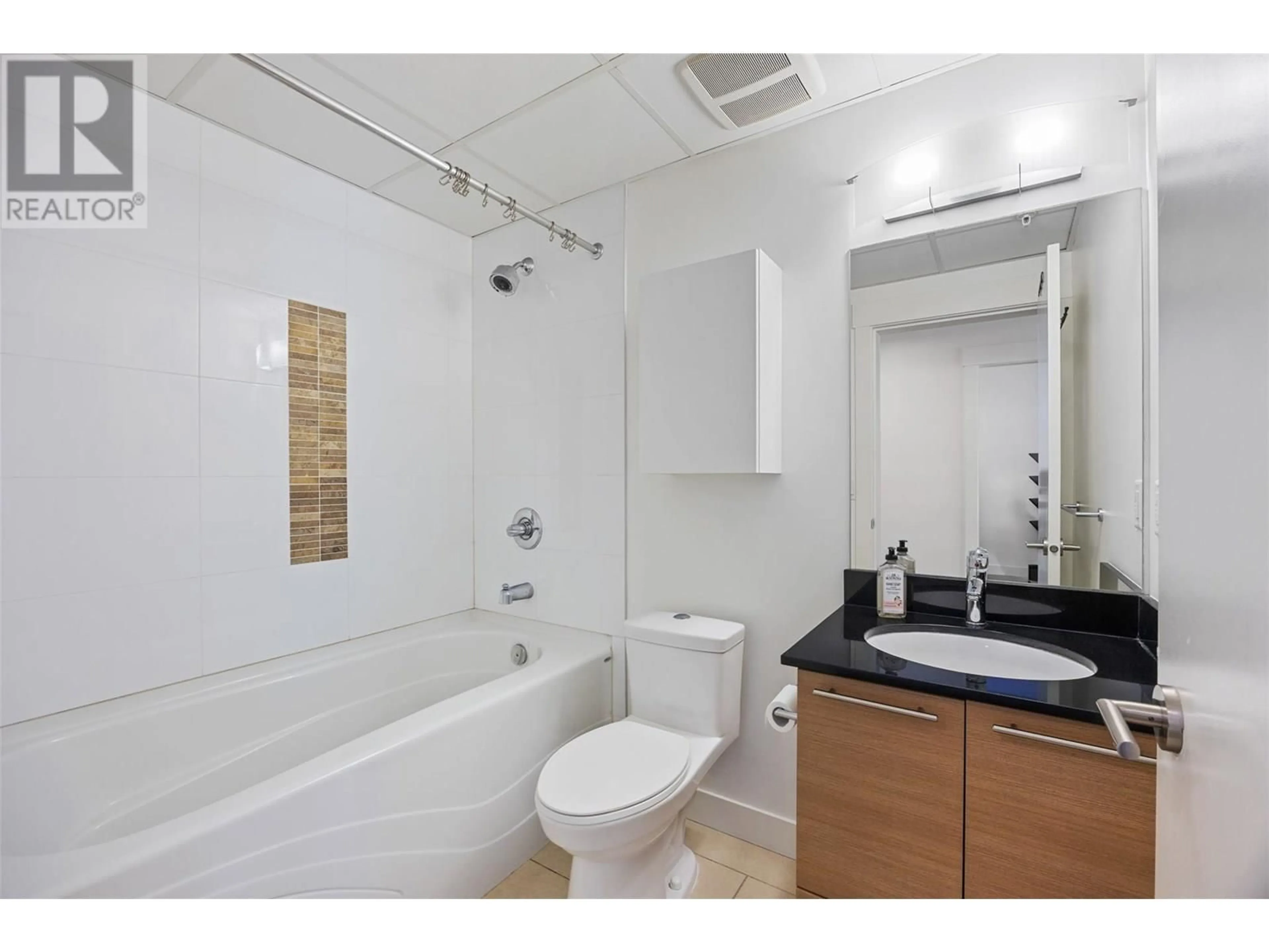 Standard bathroom, unknown for 3403 - 1040 TALASA COURT, Kamloops British Columbia V2H0C4
