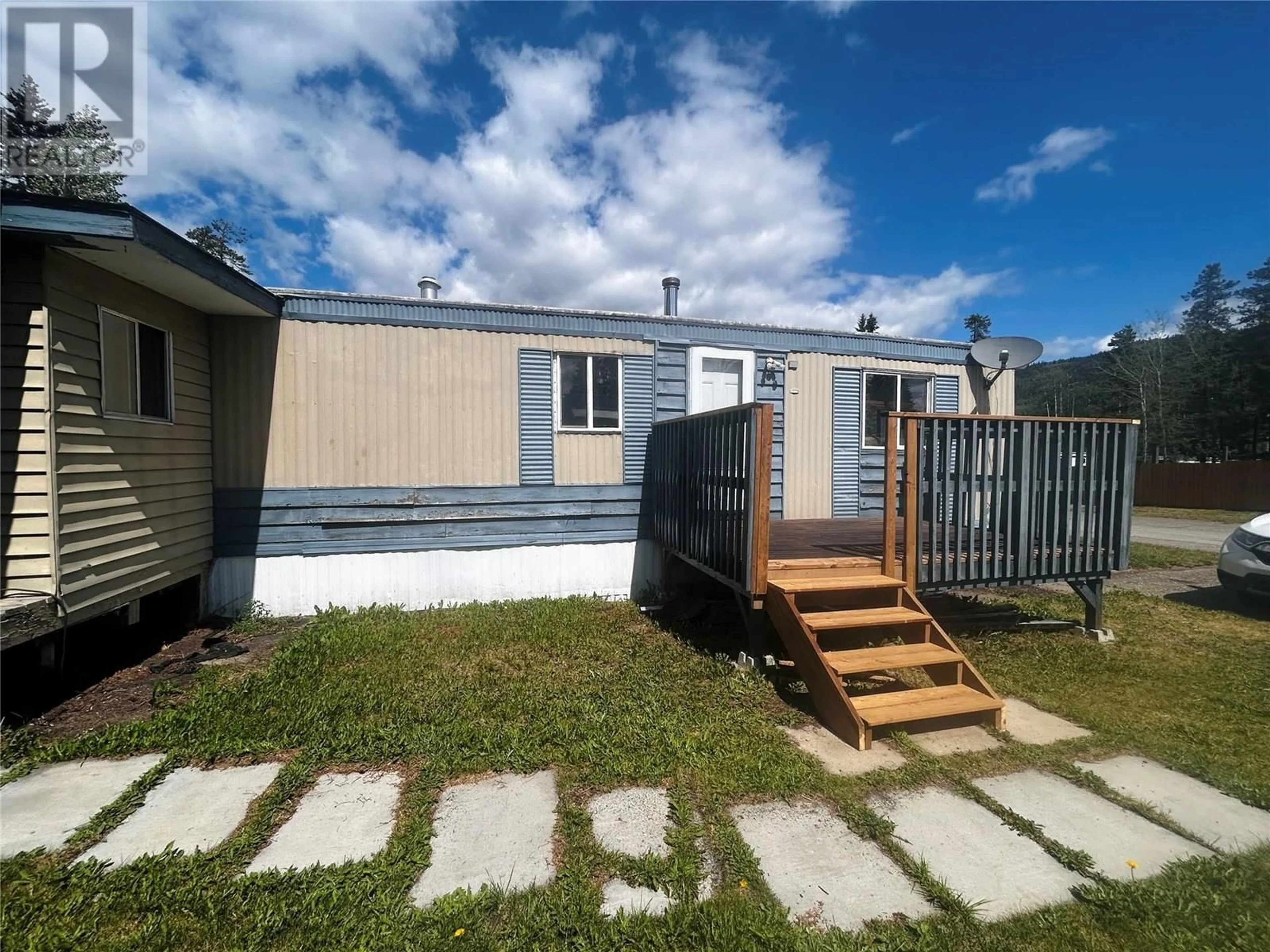 Unknown for 121 STEEPROCK CLOSE, Tumbler Ridge British Columbia V0C2W0