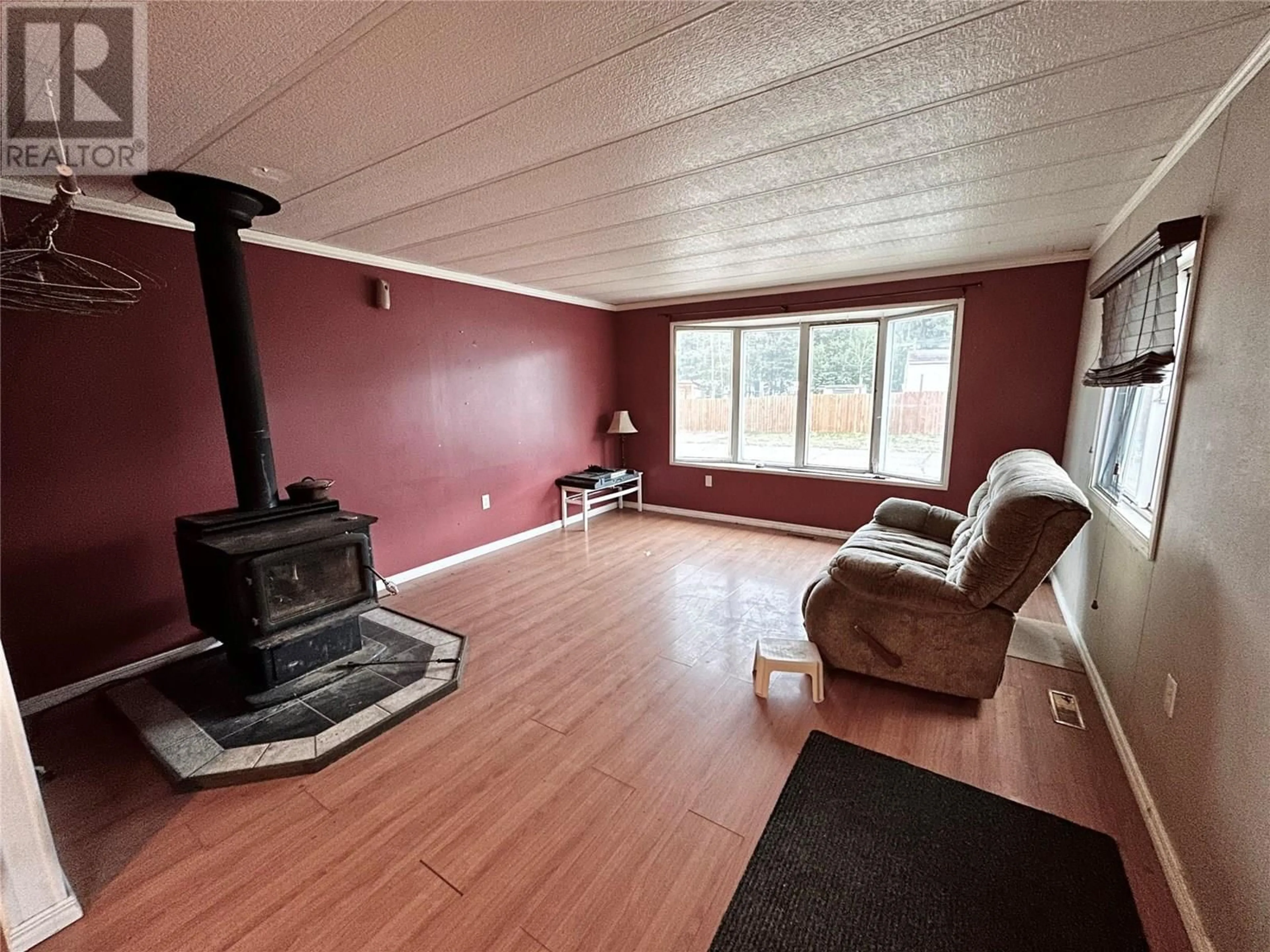 A pic of a room for 121 STEEPROCK CLOSE, Tumbler Ridge British Columbia V0C2W0