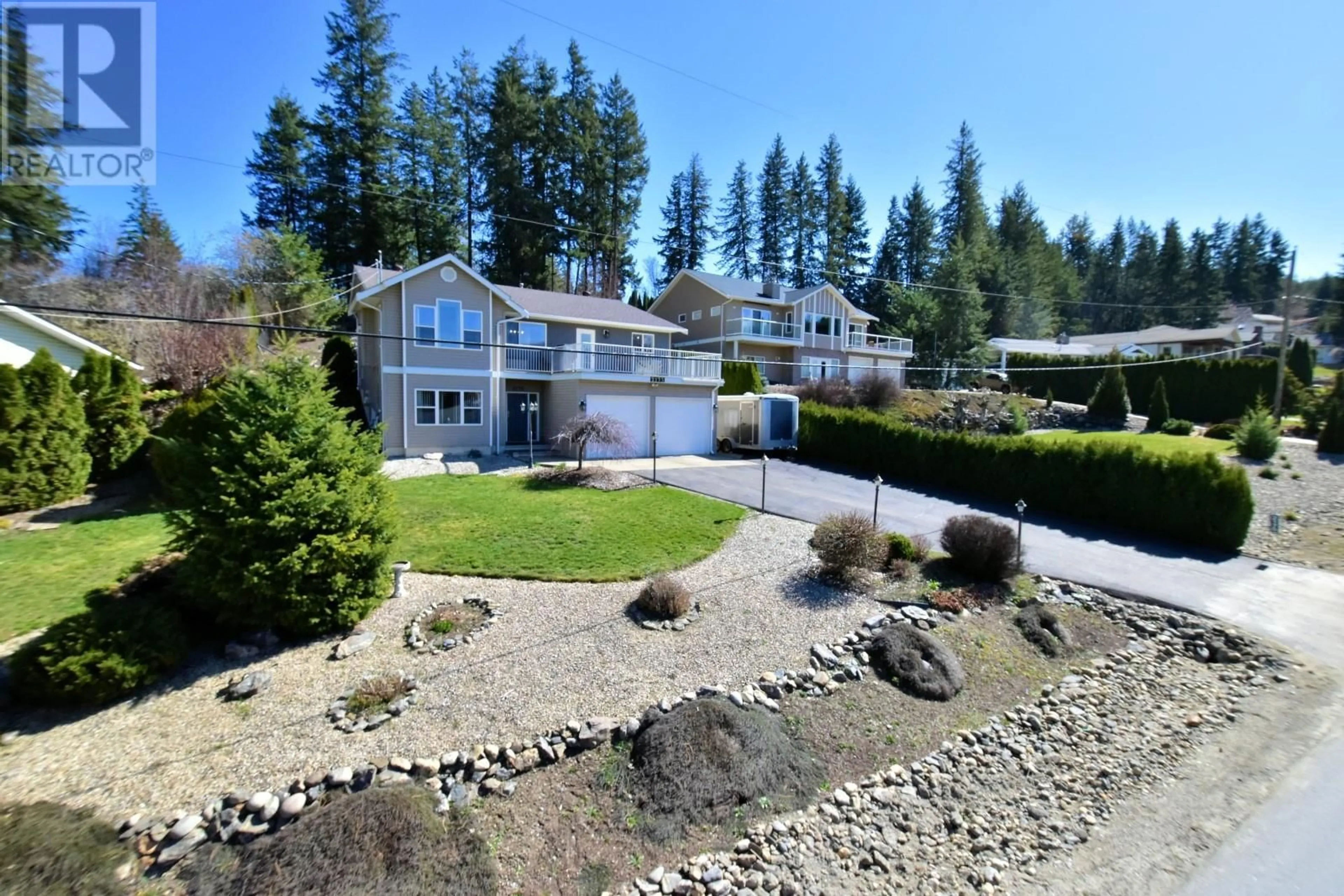 A pic from outside/outdoor area/front of a property/back of a property/a pic from drone, water/lake/river/ocean view for 2175 LAKEVIEW DRIVE, Blind Bay British Columbia V0E2W2