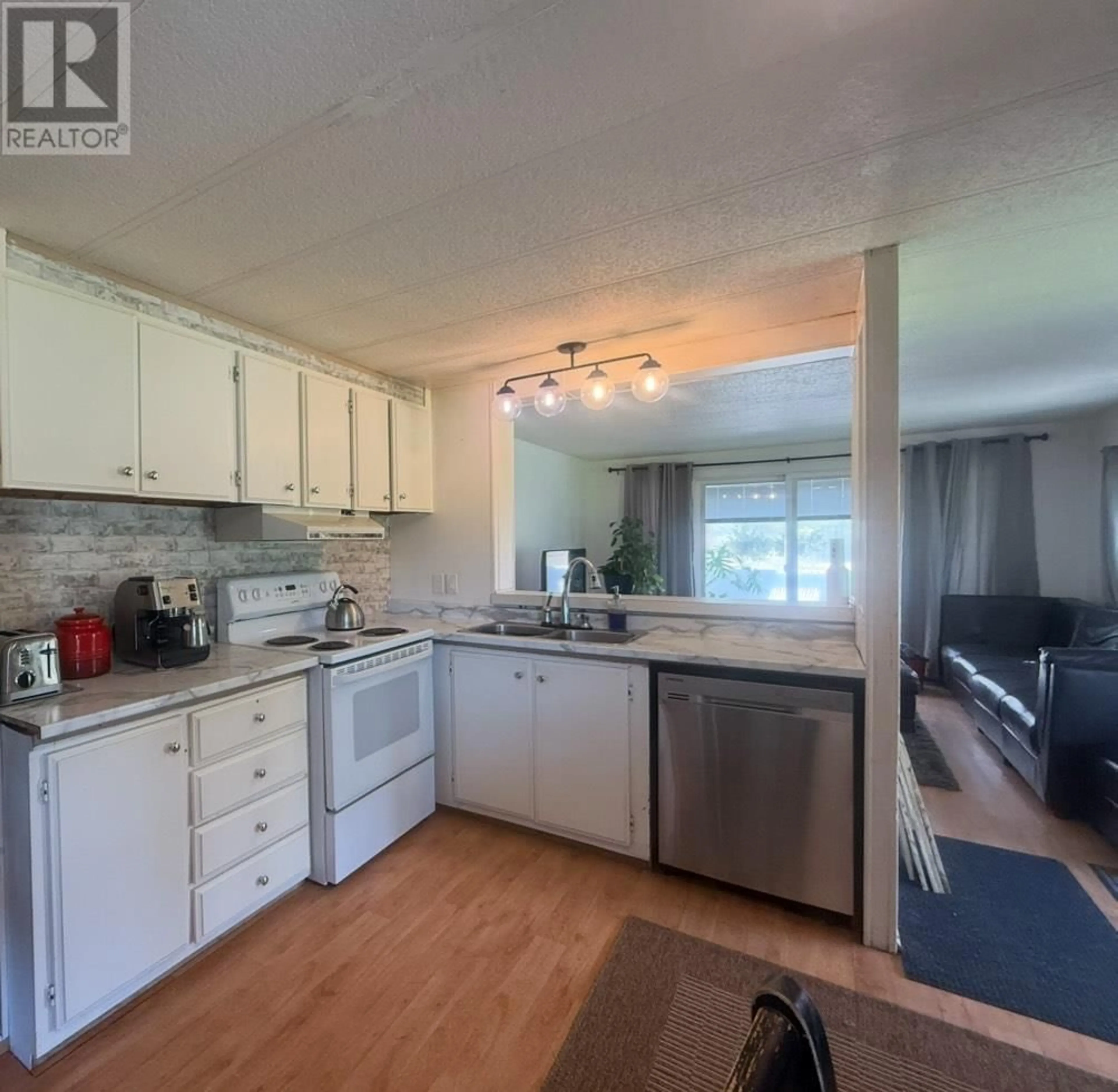 Open concept kitchen, unknown for 2711 KINVIG STREET, Merritt British Columbia V0K1Y0