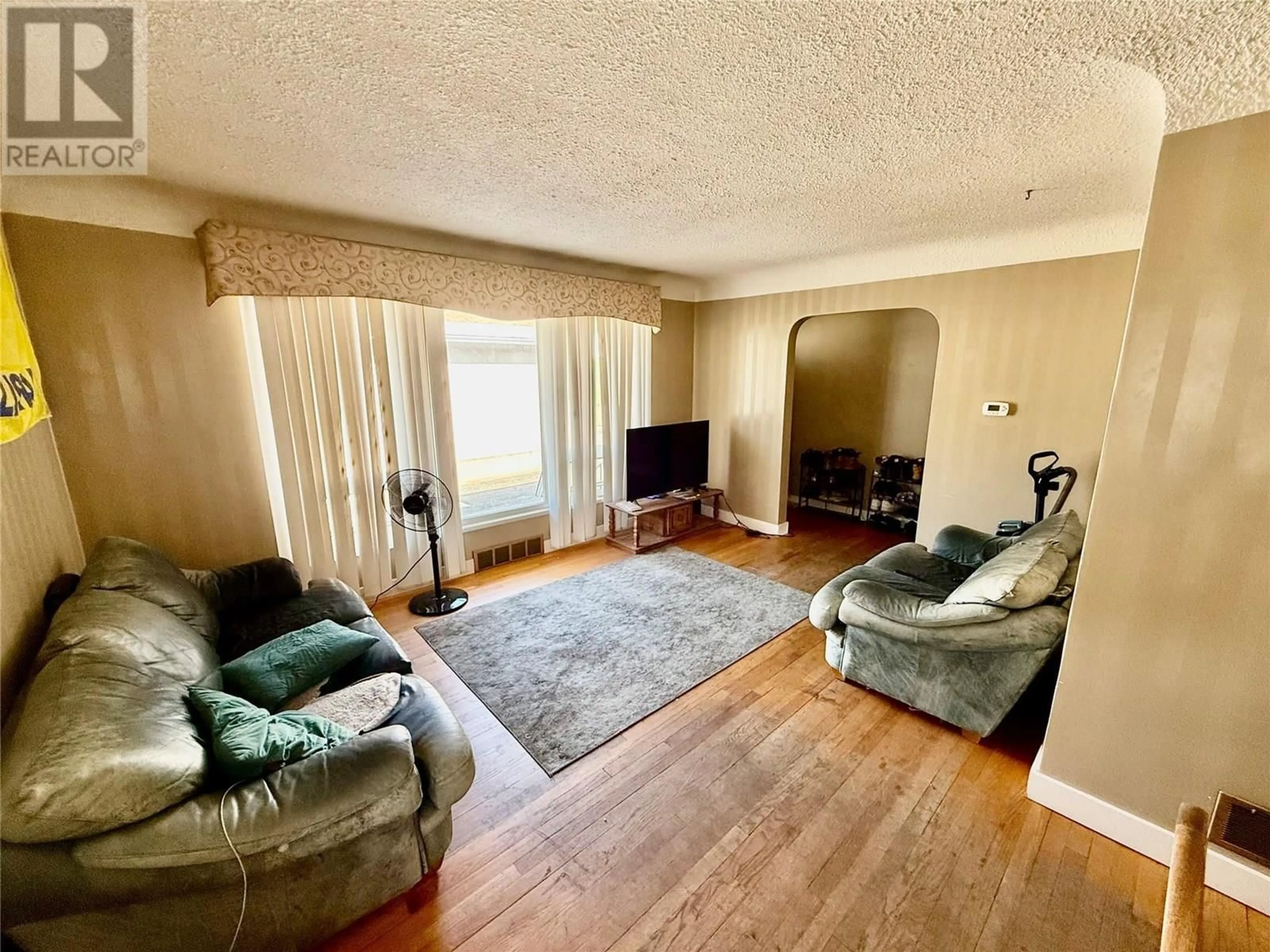 Living room with furniture, unknown for 3141 HIGHWAY DRIVE, Trail British Columbia V1R2T4