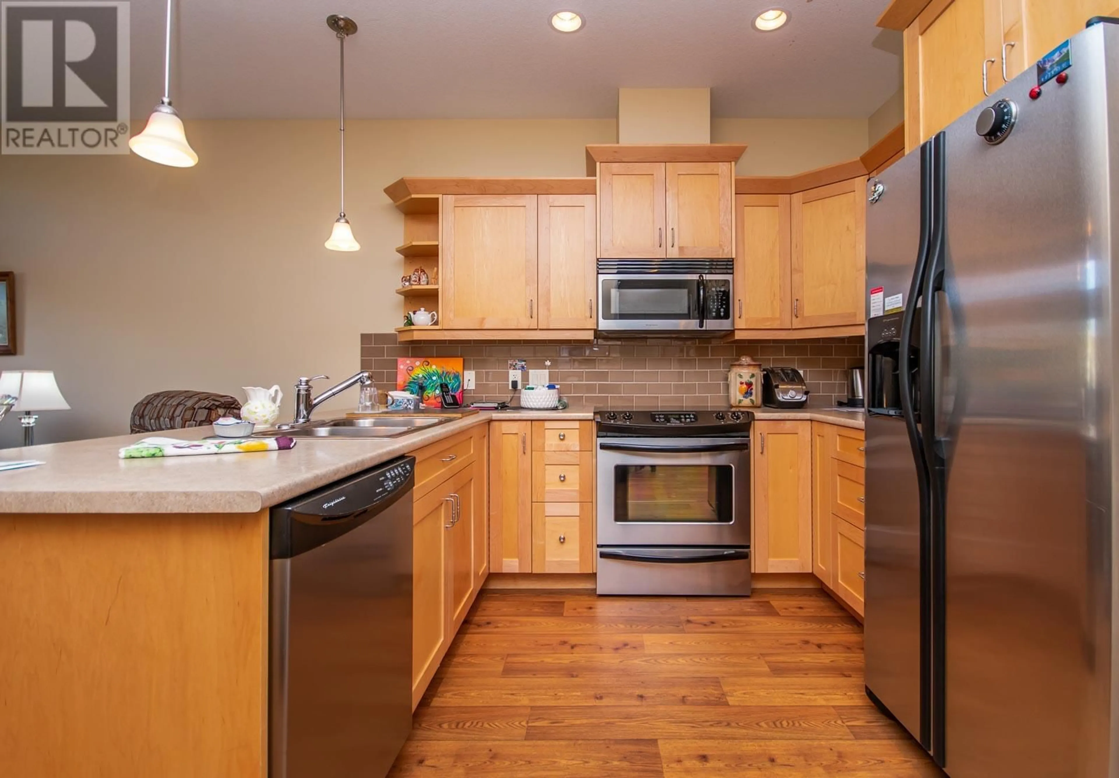Standard kitchen, unknown for 113 - 9100 MACKIE DRIVE, Coldstream British Columbia V1B1G9