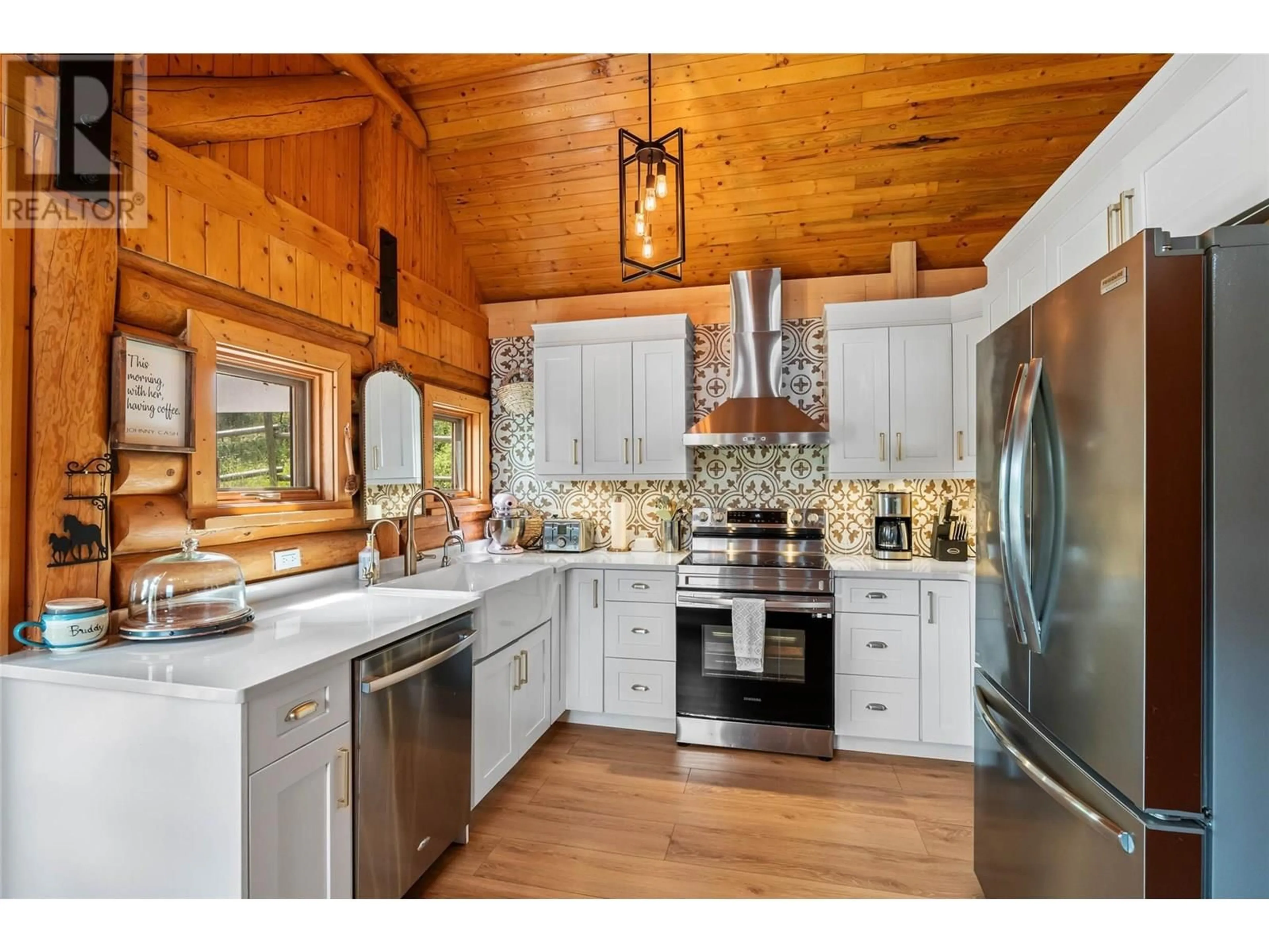 Rustic kitchen, wood/laminate floor for 8585 WESTSYDE ROAD, Kamloops British Columbia V2B8S3