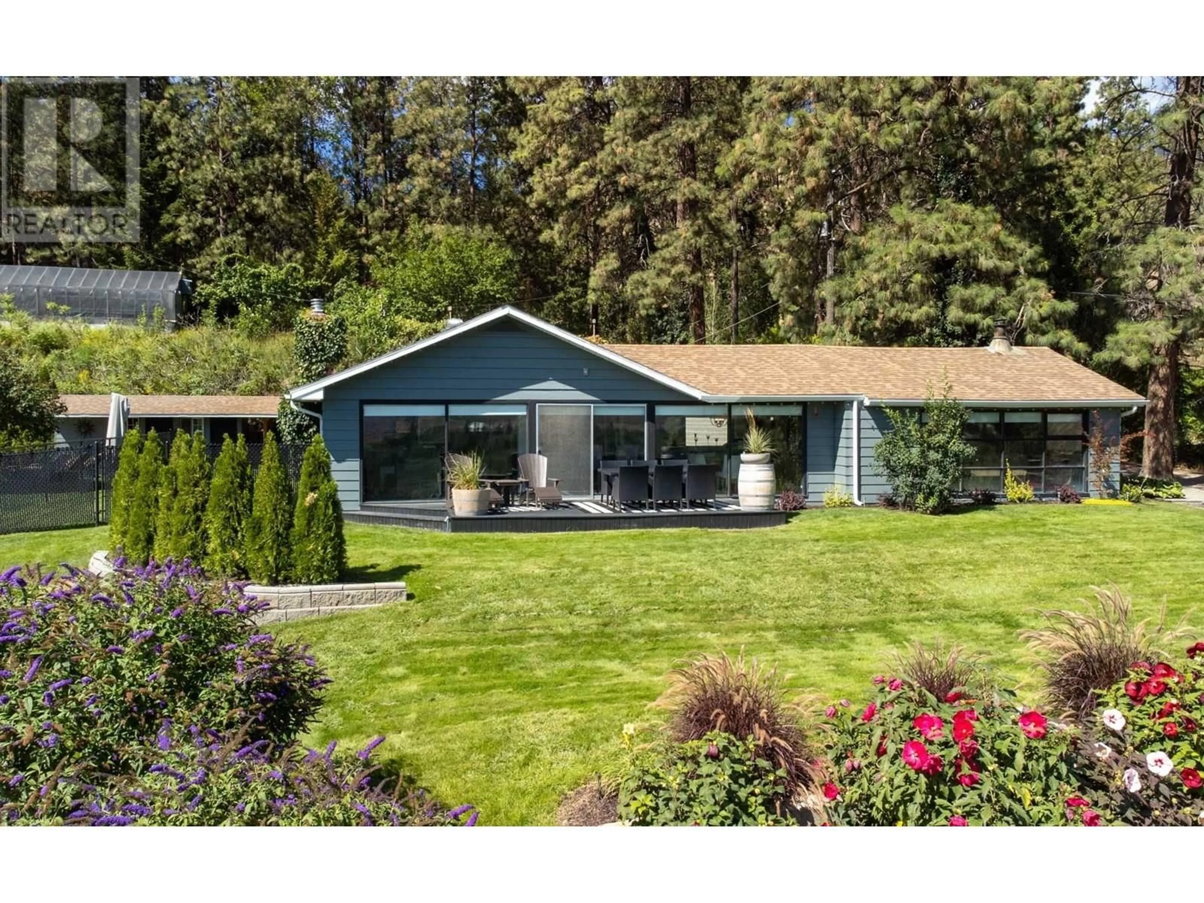 Home with vinyl exterior material, unknown for 483 PINEHILL ROAD, Oliver British Columbia V0H1T5