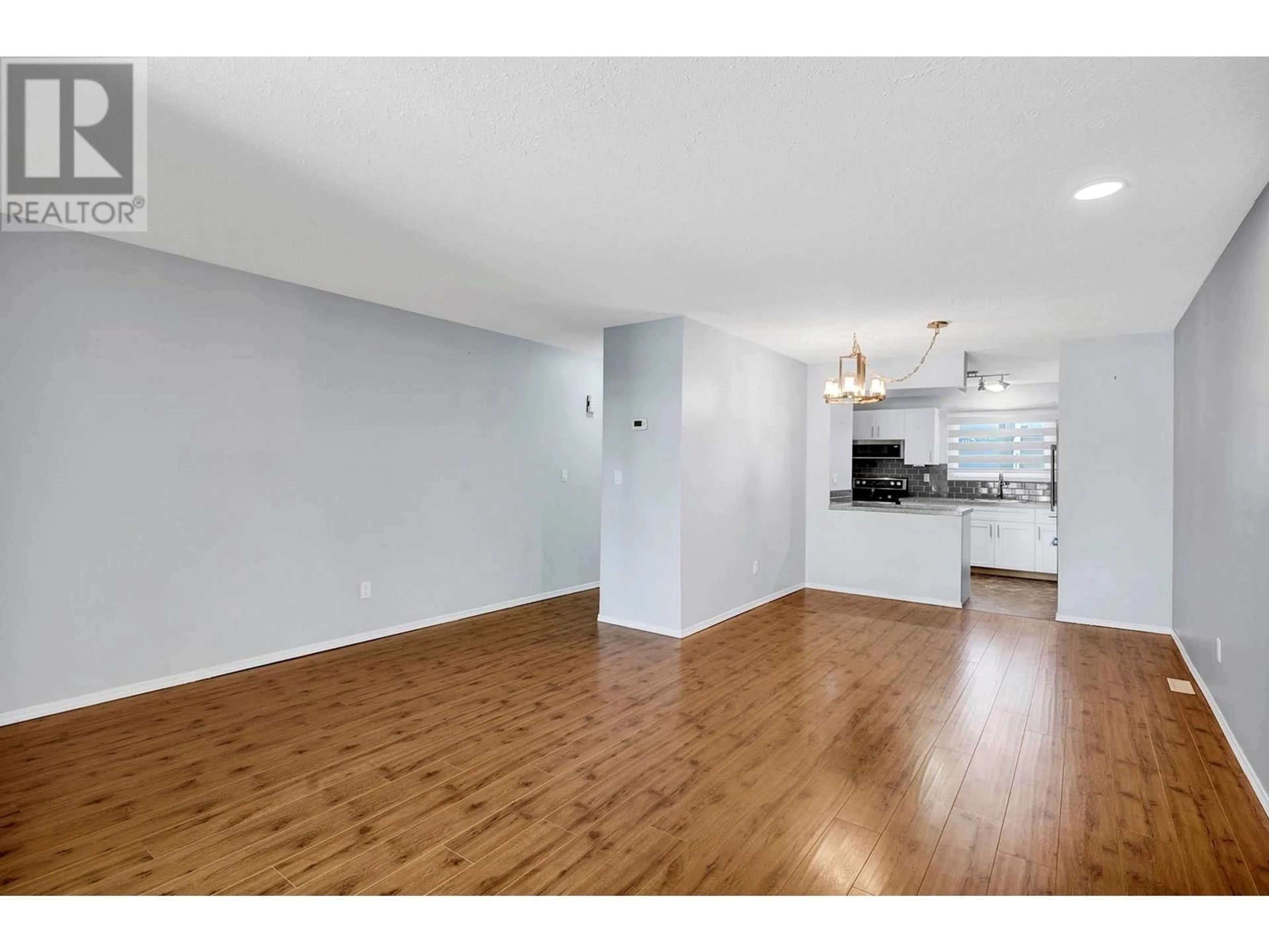 Unknown for 6 - 840 DESMOND STREET, Kamloops British Columbia V2B5K4