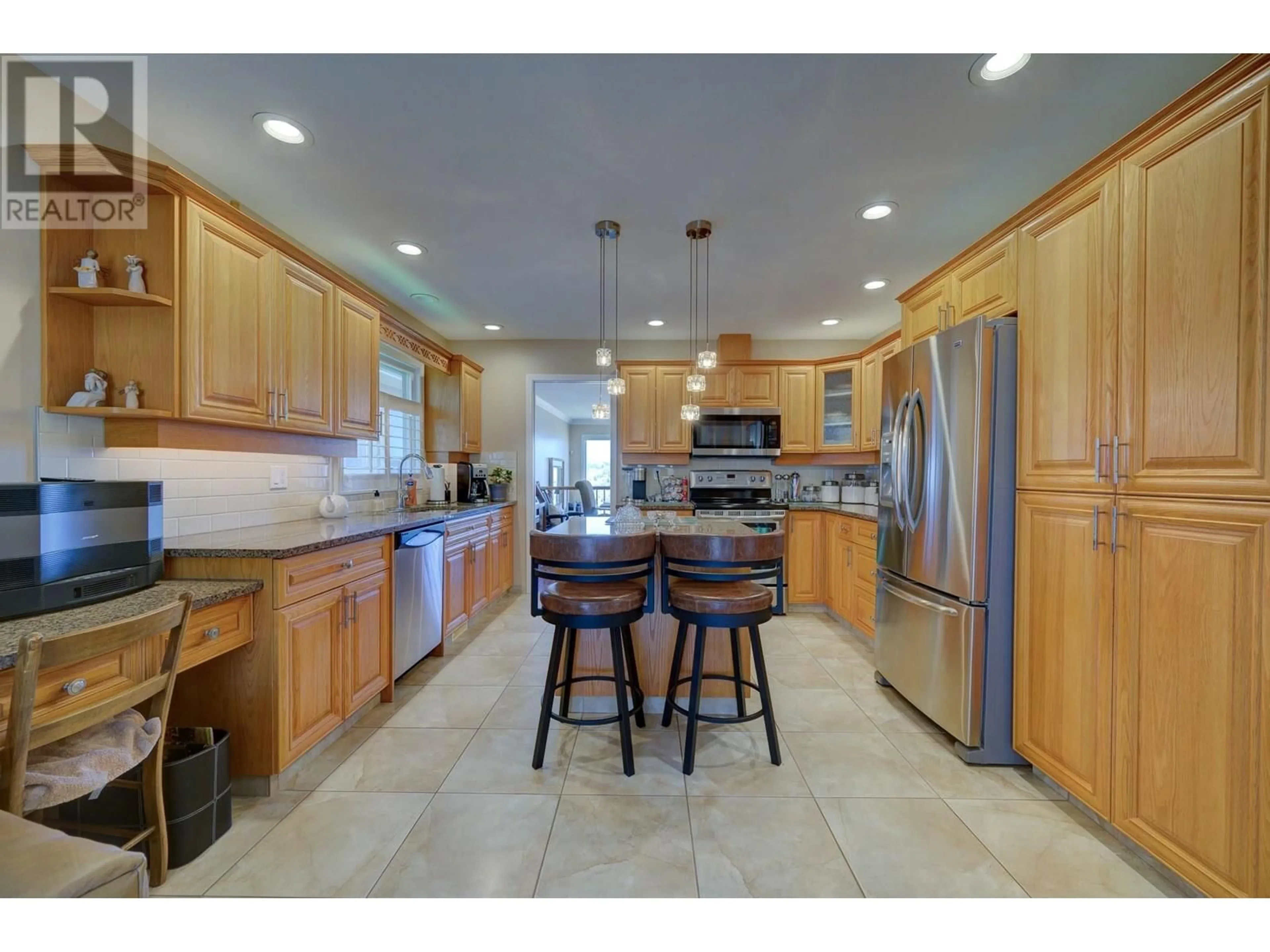 Open concept kitchen, ceramic/tile floor for 36 - 2080 PACIFIC WAY, Kamloops British Columbia V1S1V3