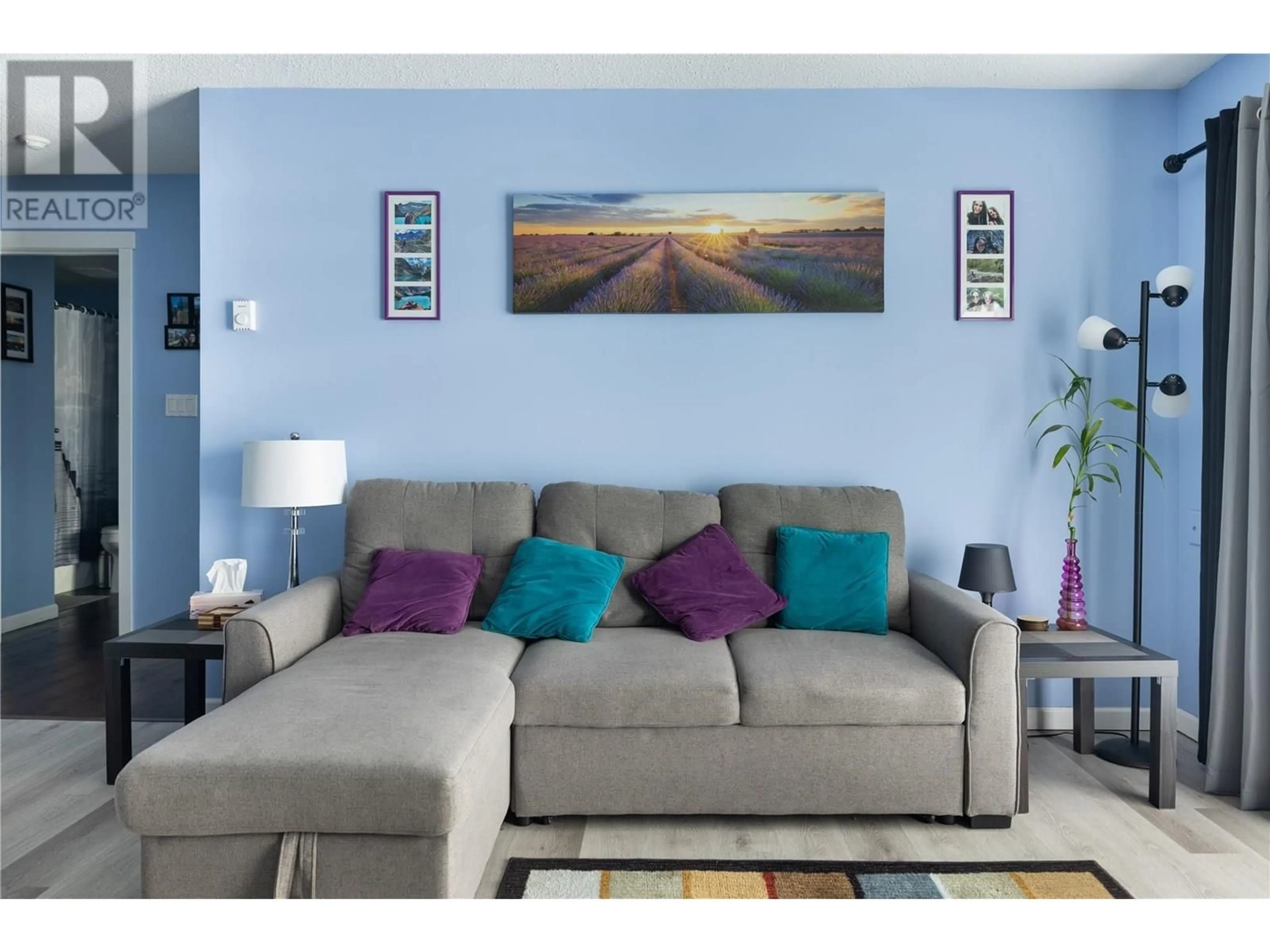 Living room with furniture, unknown for 252 - 715 LEATHEAD ROAD, Kelowna British Columbia V1X5W3