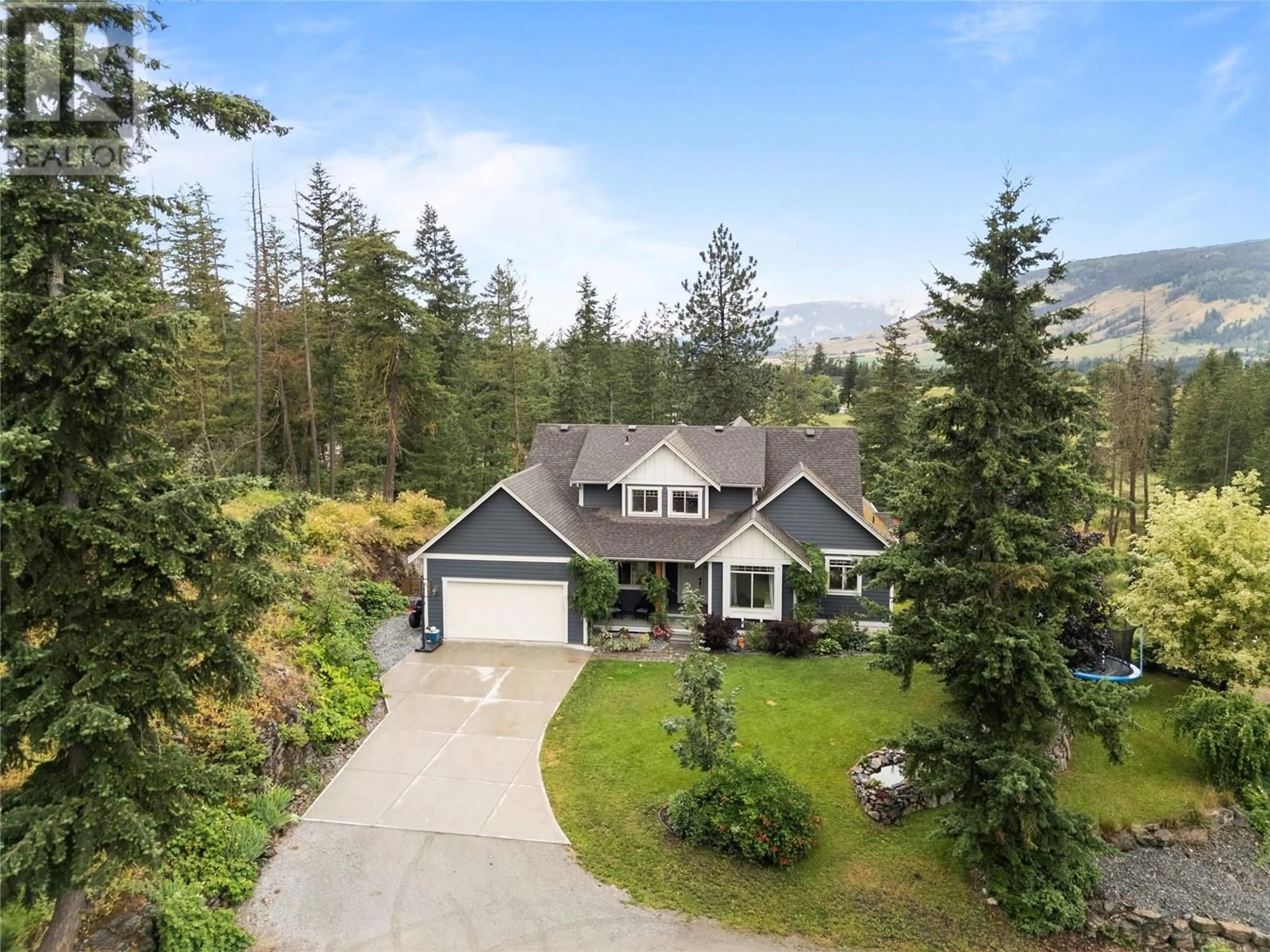 A pic from outside/outdoor area/front of a property/back of a property/a pic from drone, unknown for 4322 SHARP ROAD, Spallumcheen British Columbia V4Y0V6