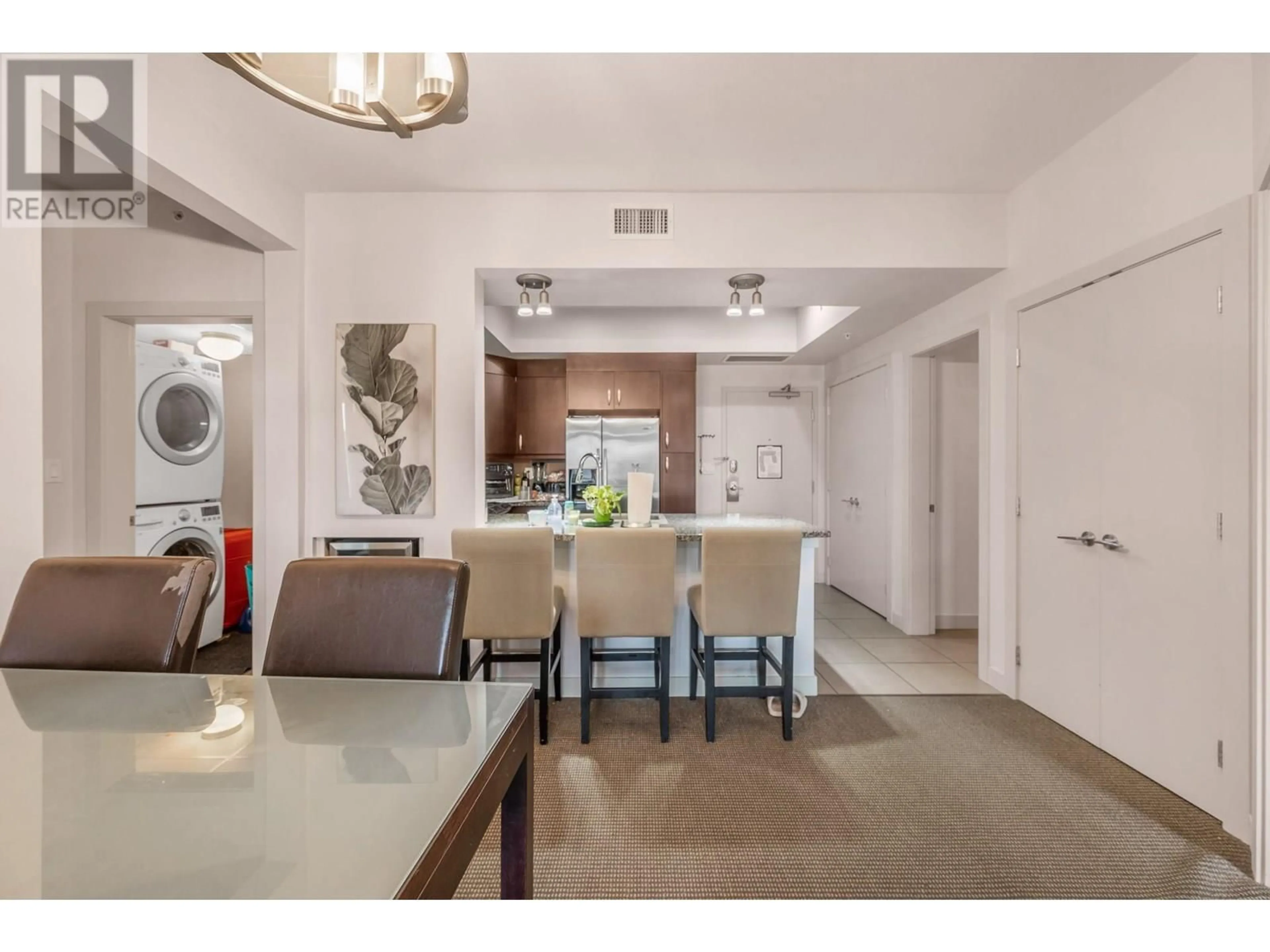 Open concept kitchen, ceramic/tile floor for 1234 - 7343 OKANAGAN LANDING ROAD, Vernon British Columbia V1H2J6