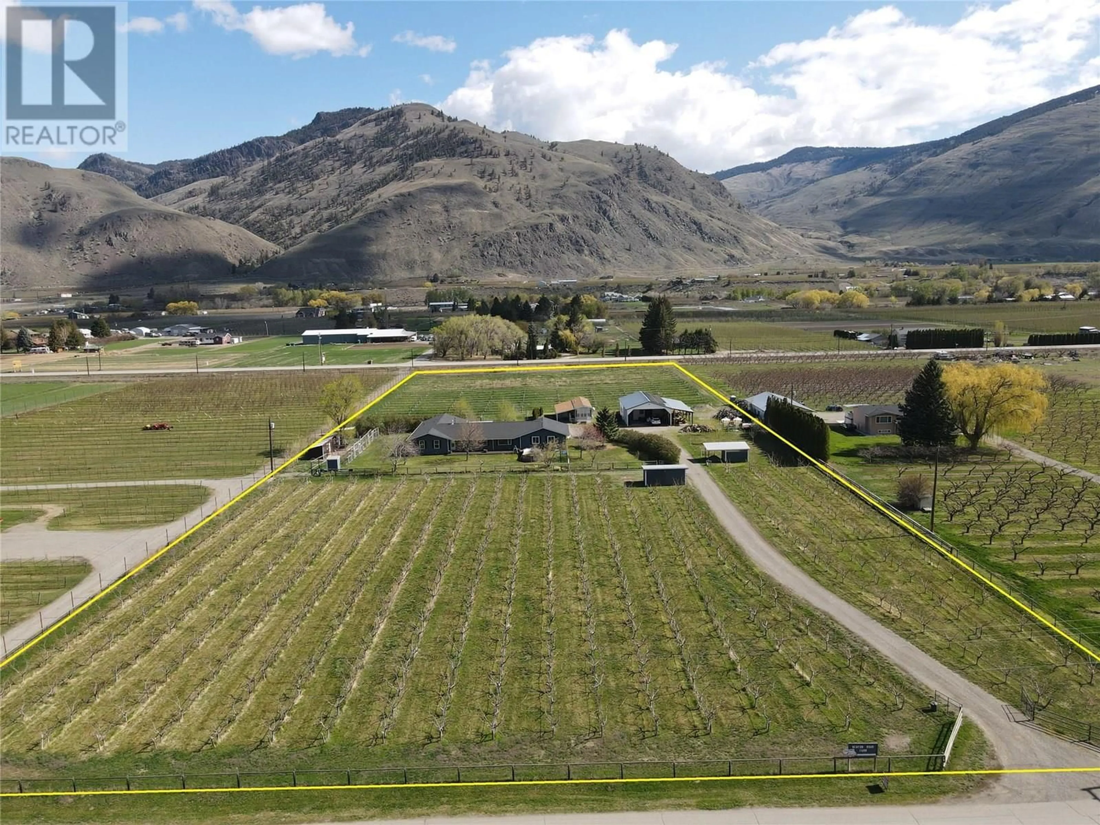 A pic from outside/outdoor area/front of a property/back of a property/a pic from drone, mountain view for 2202 NEWTON ROAD, Cawston British Columbia V0X1C1