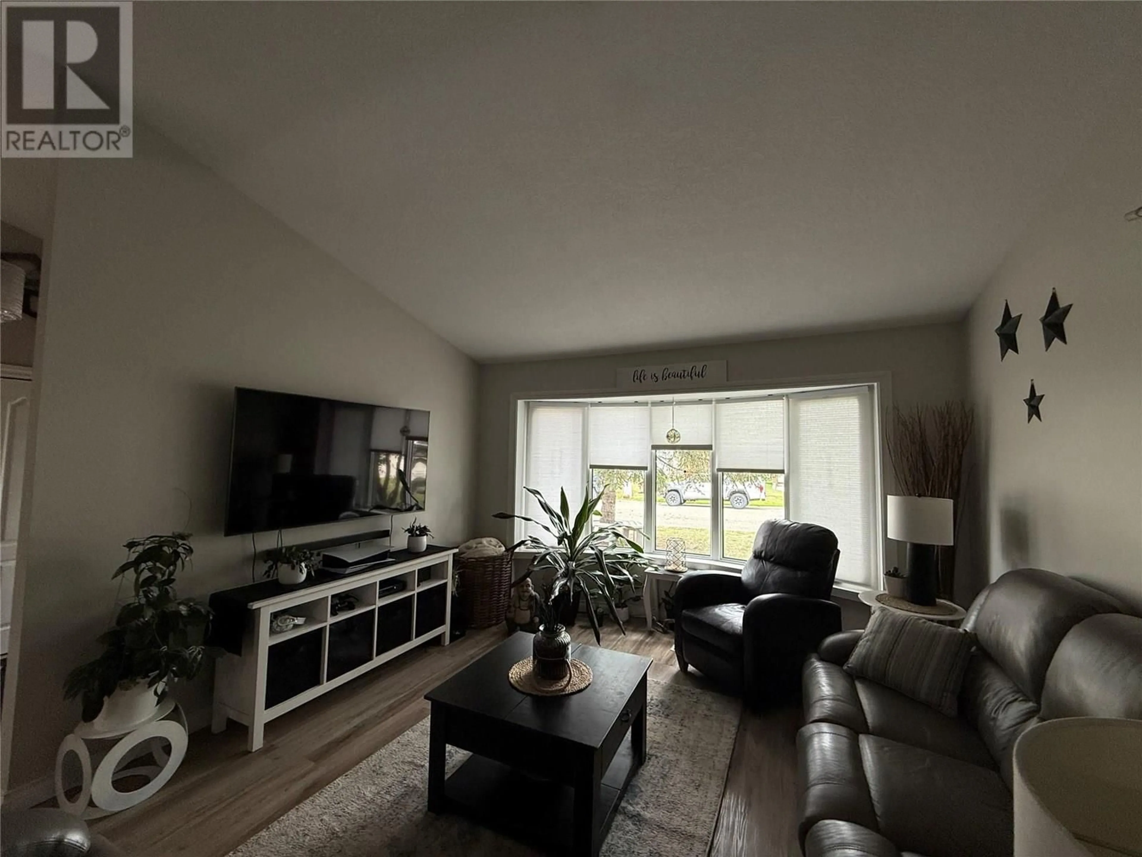 Living room with furniture, unknown for 10719 COTTONWOOD CRESCENT, Dawson Creek British Columbia V1G4E4