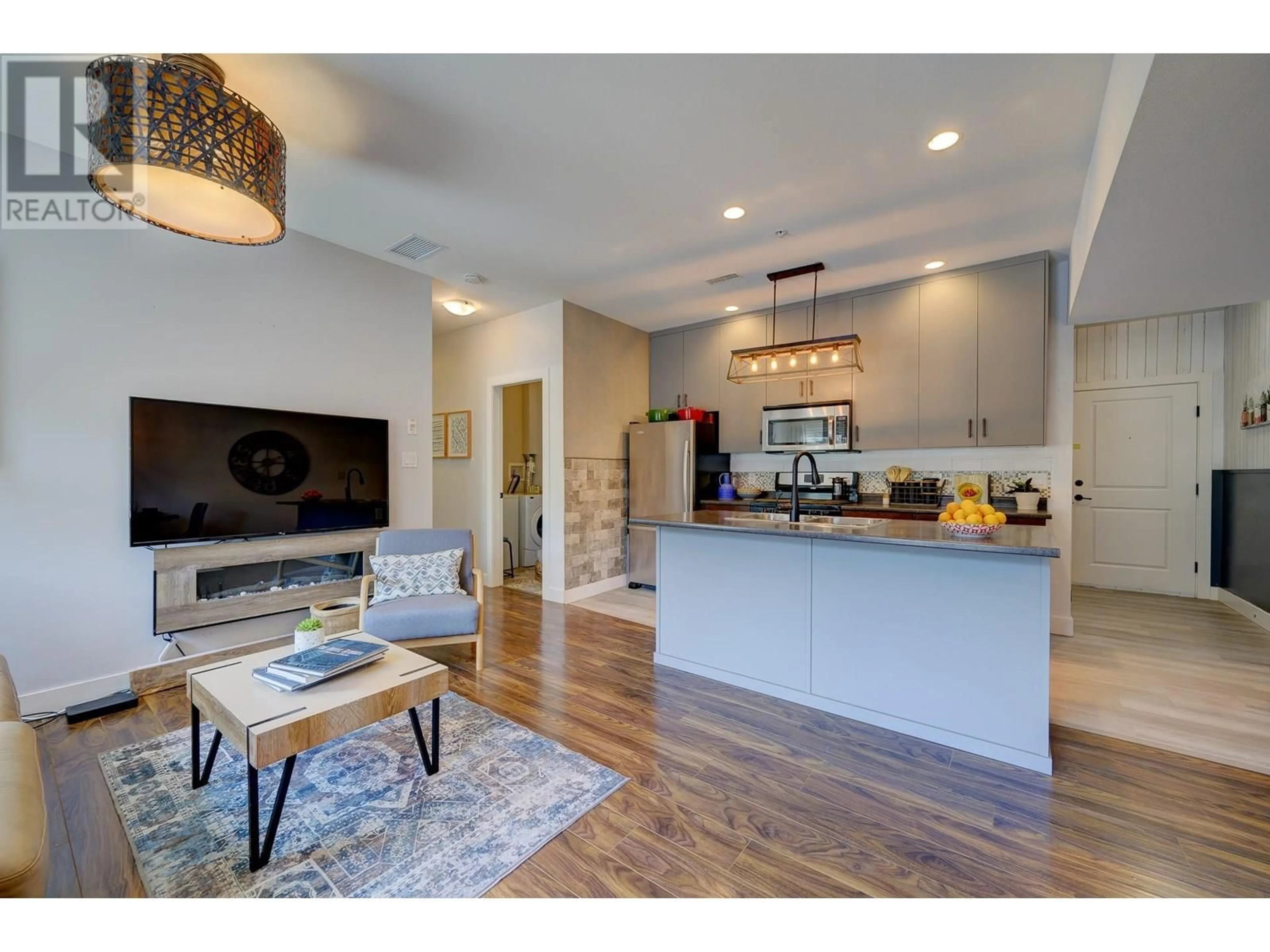 Open concept kitchen, wood/laminate floor for 308 - 5170 DALLAS DRIVE, Kamloops British Columbia V2C0C7