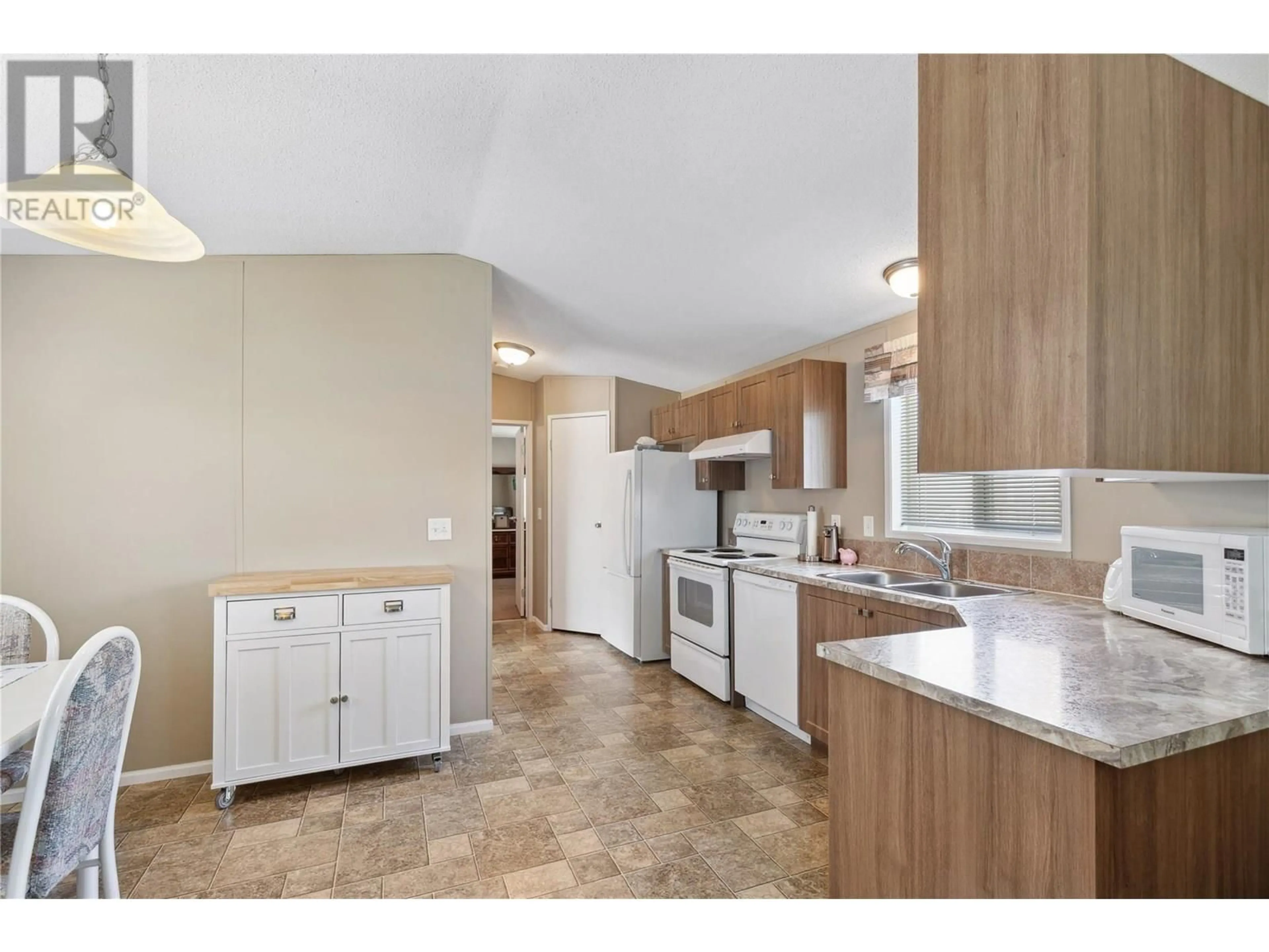 Standard kitchen, unknown for 74 - 12560 WESTSIDE ROAD, Vernon British Columbia V1H1S9
