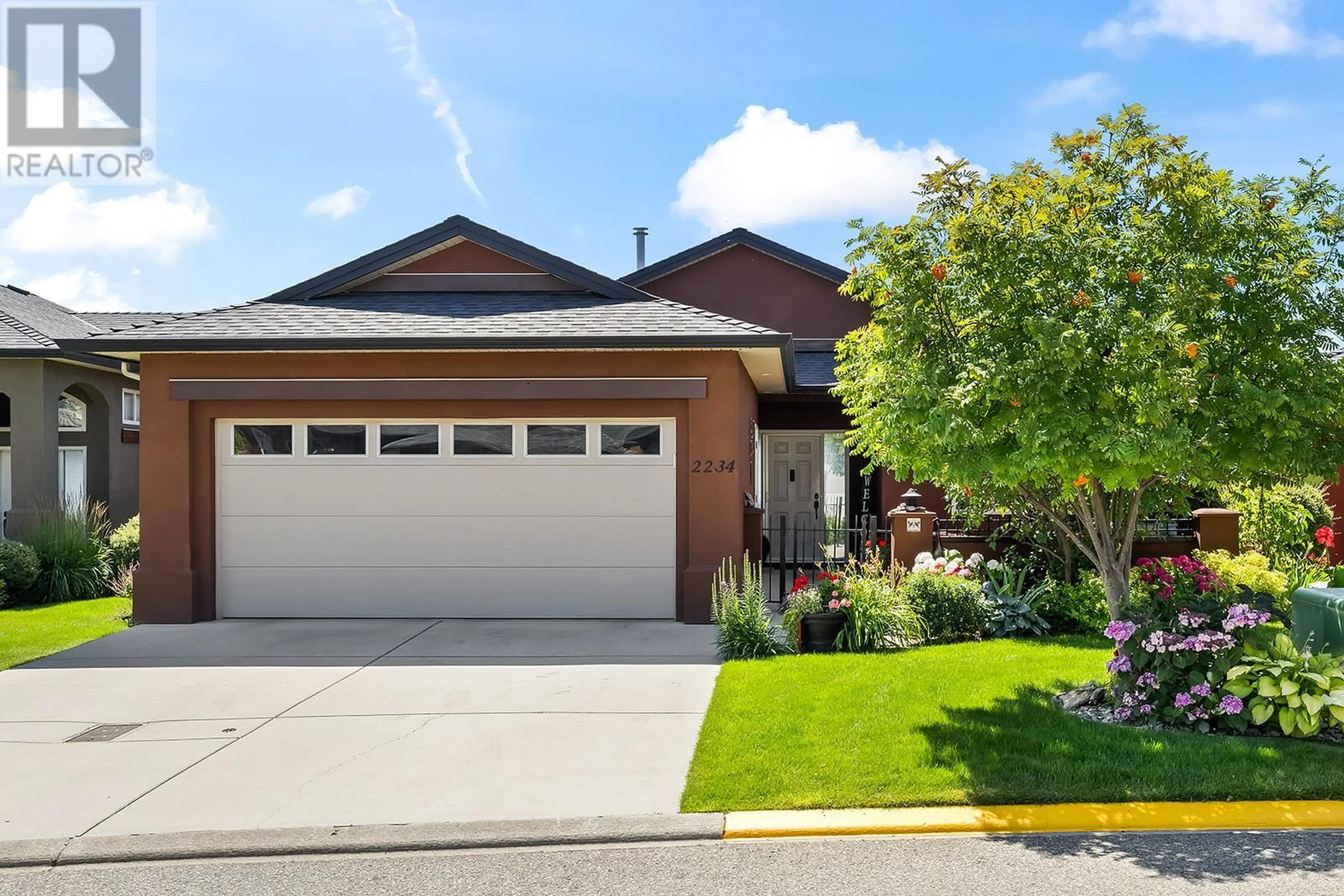 Home with vinyl exterior material, street for 2234 TERRERO PLACE, West Kelowna British Columbia V4T3B7