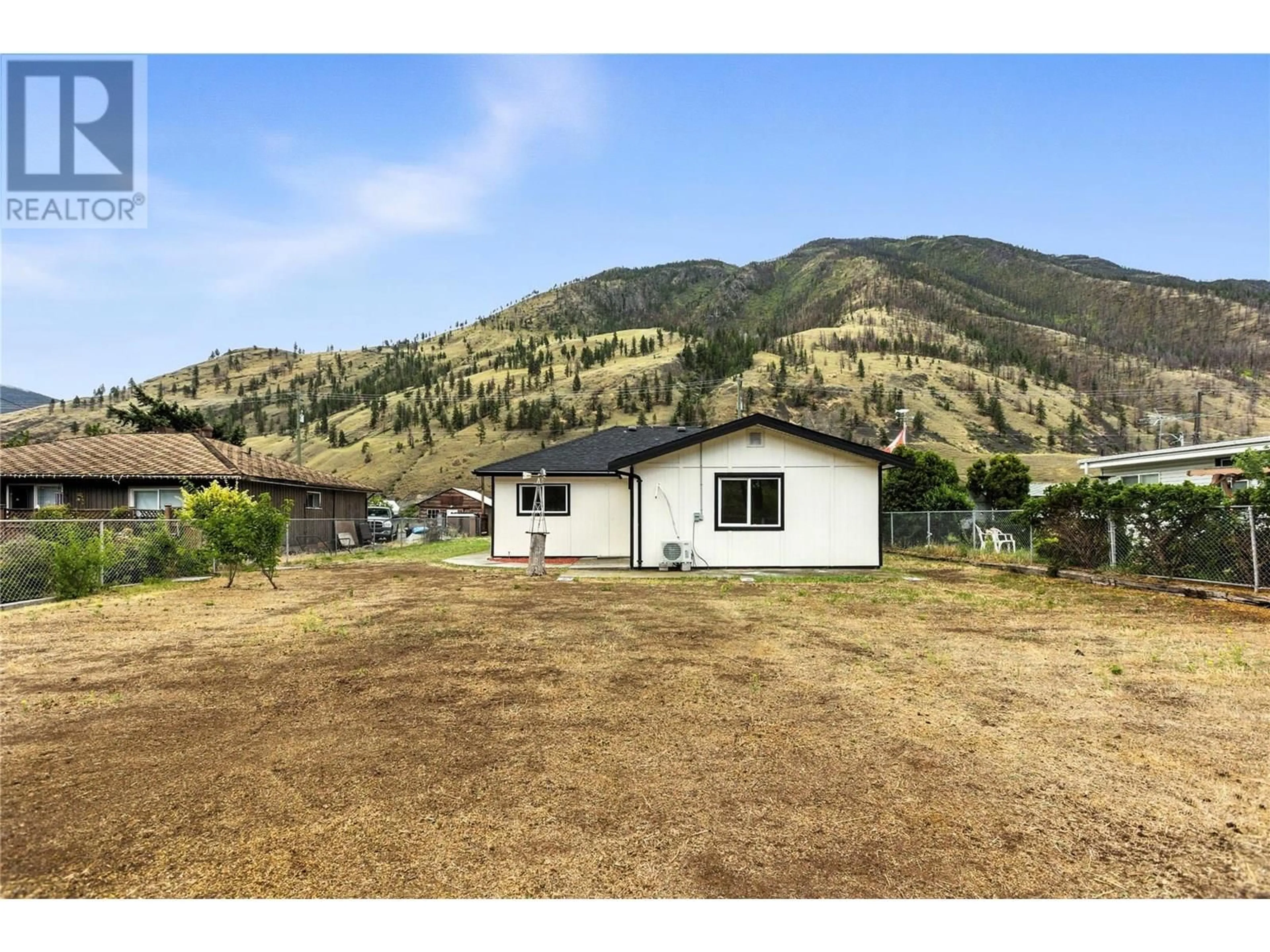 A pic from outside/outdoor area/front of a property/back of a property/a pic from drone, mountain view for 3771 THOMPSON VIEW STREET, Lytton British Columbia V0K2L0