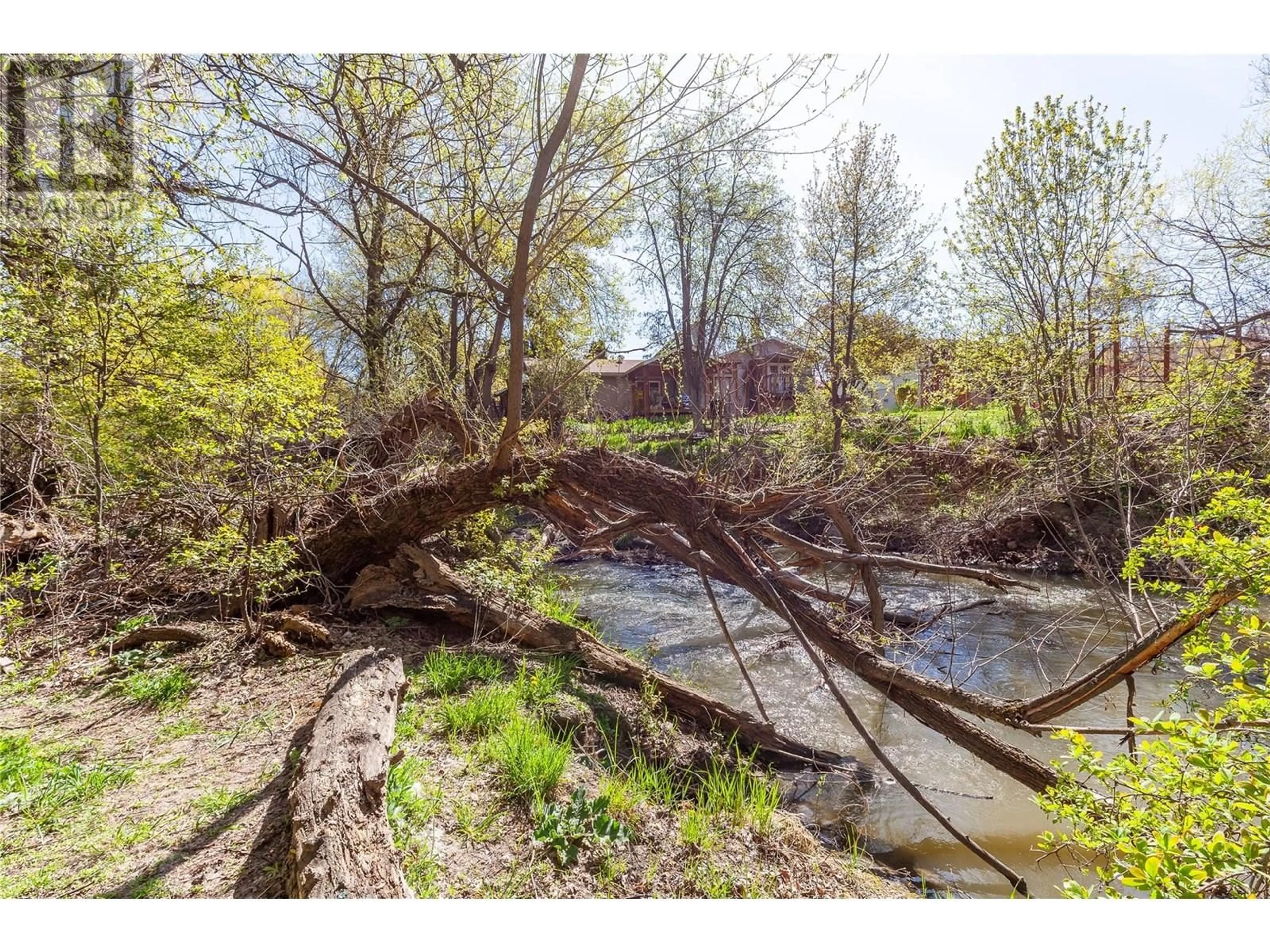 A pic from outside/outdoor area/front of a property/back of a property/a pic from drone, forest/trees view for 16 - 3904 24 AVENUE, Vernon British Columbia V1T1M2