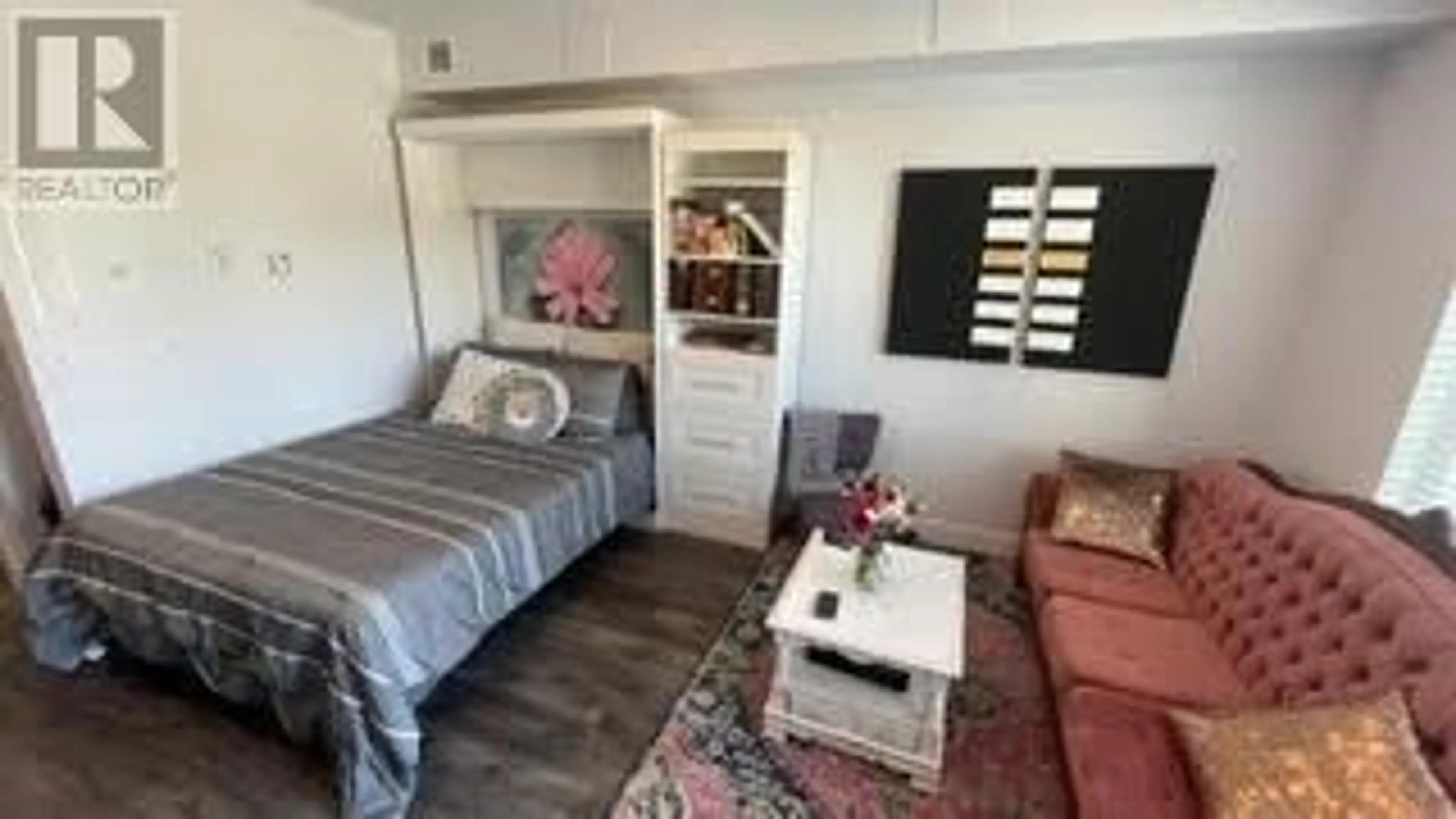 Bedroom with bed, wood/laminate floor for 308 - 280 TRANQUILLE ROAD, Kamloops British Columbia V2B0J1