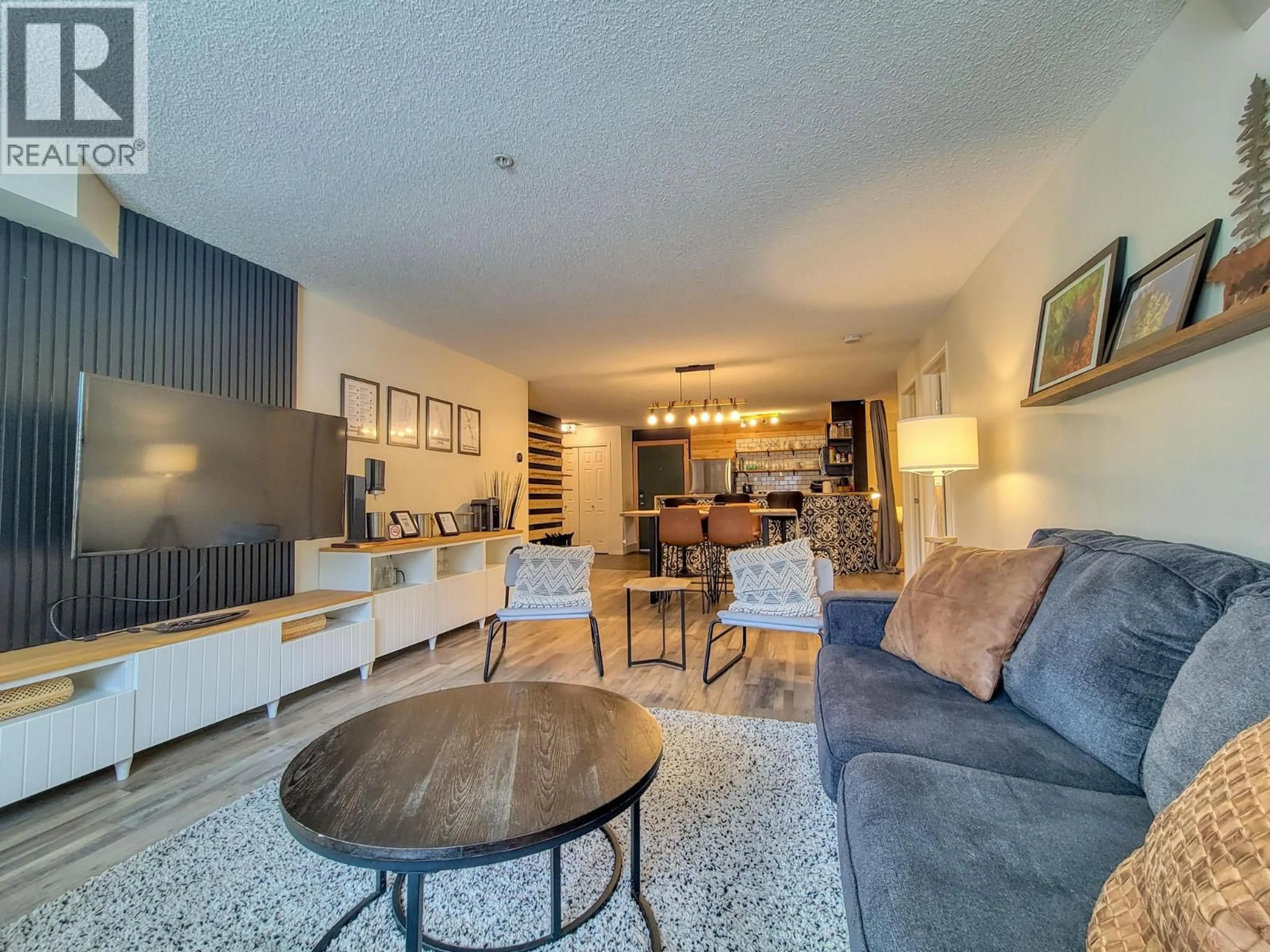 Living room with furniture, unknown for 3207 - 205 THIRD AVENUE, Invermere British Columbia V0A1K0
