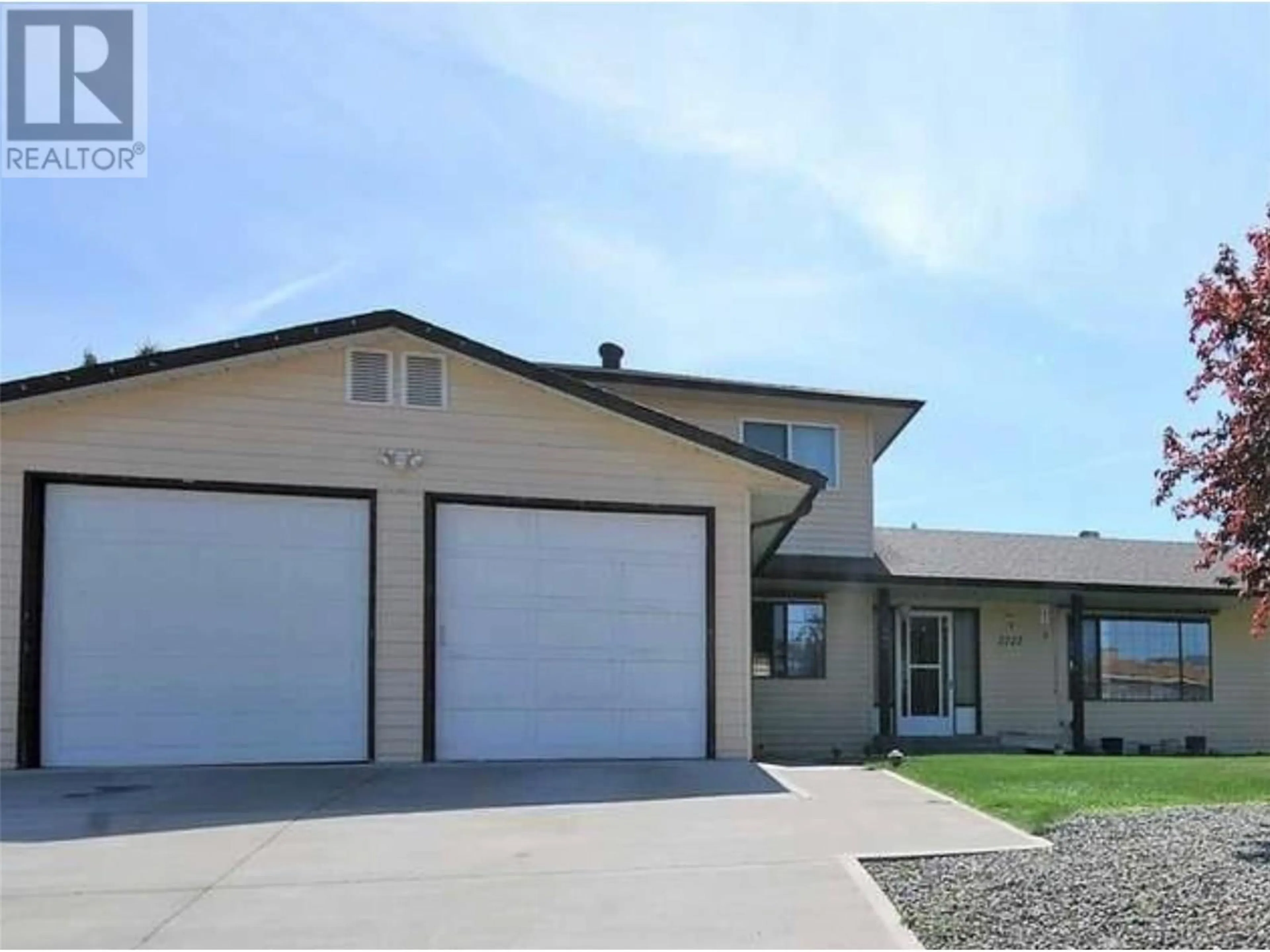 Home with vinyl exterior material, street for 7227 COTTONWOOD DRIVE, Osoyoos British Columbia V0H1V3