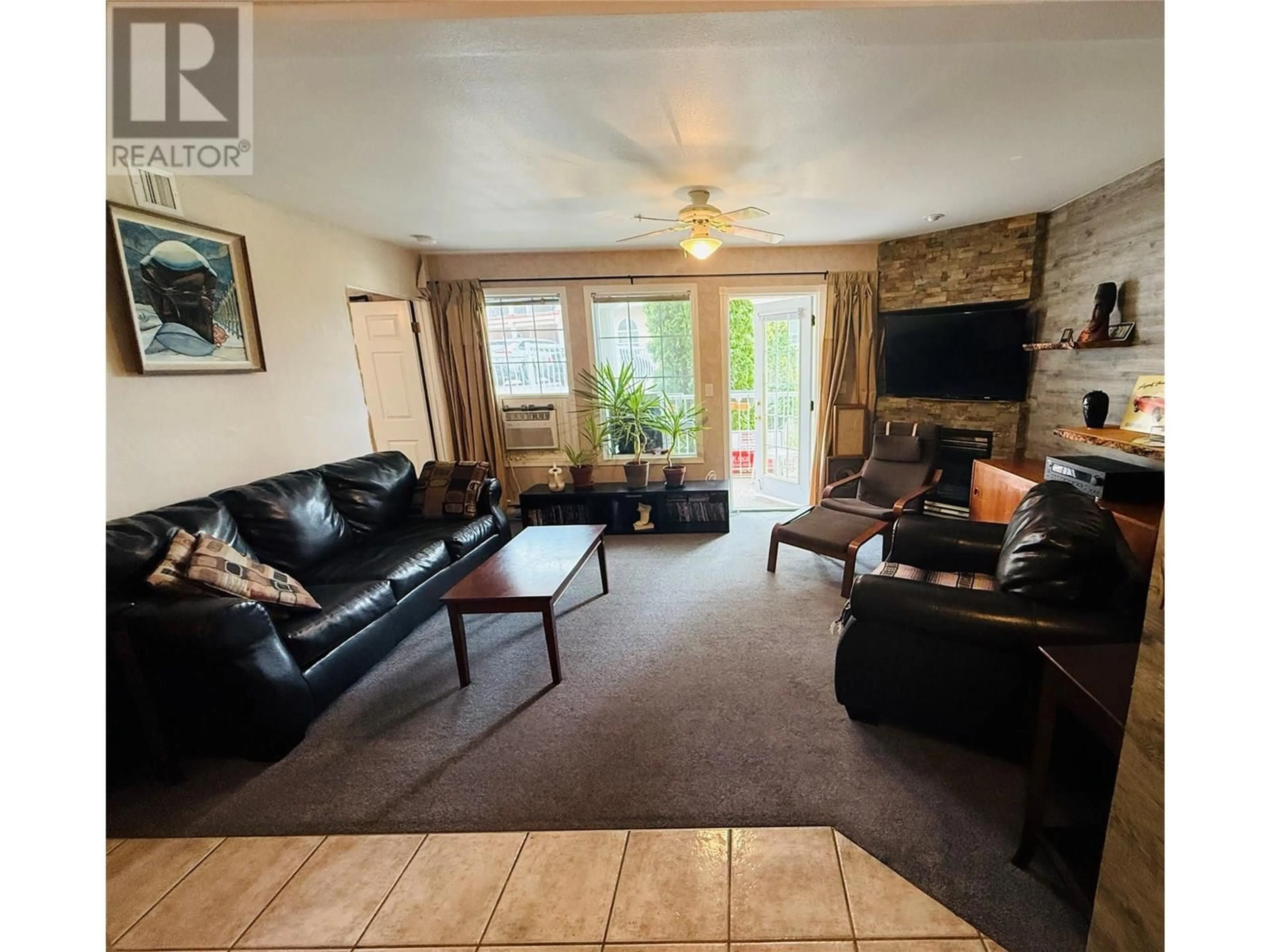 Living room with furniture, unknown for 3005B - 5052 RIVERVIEW ROAD, Fairmont Hot Springs British Columbia V0B1L1