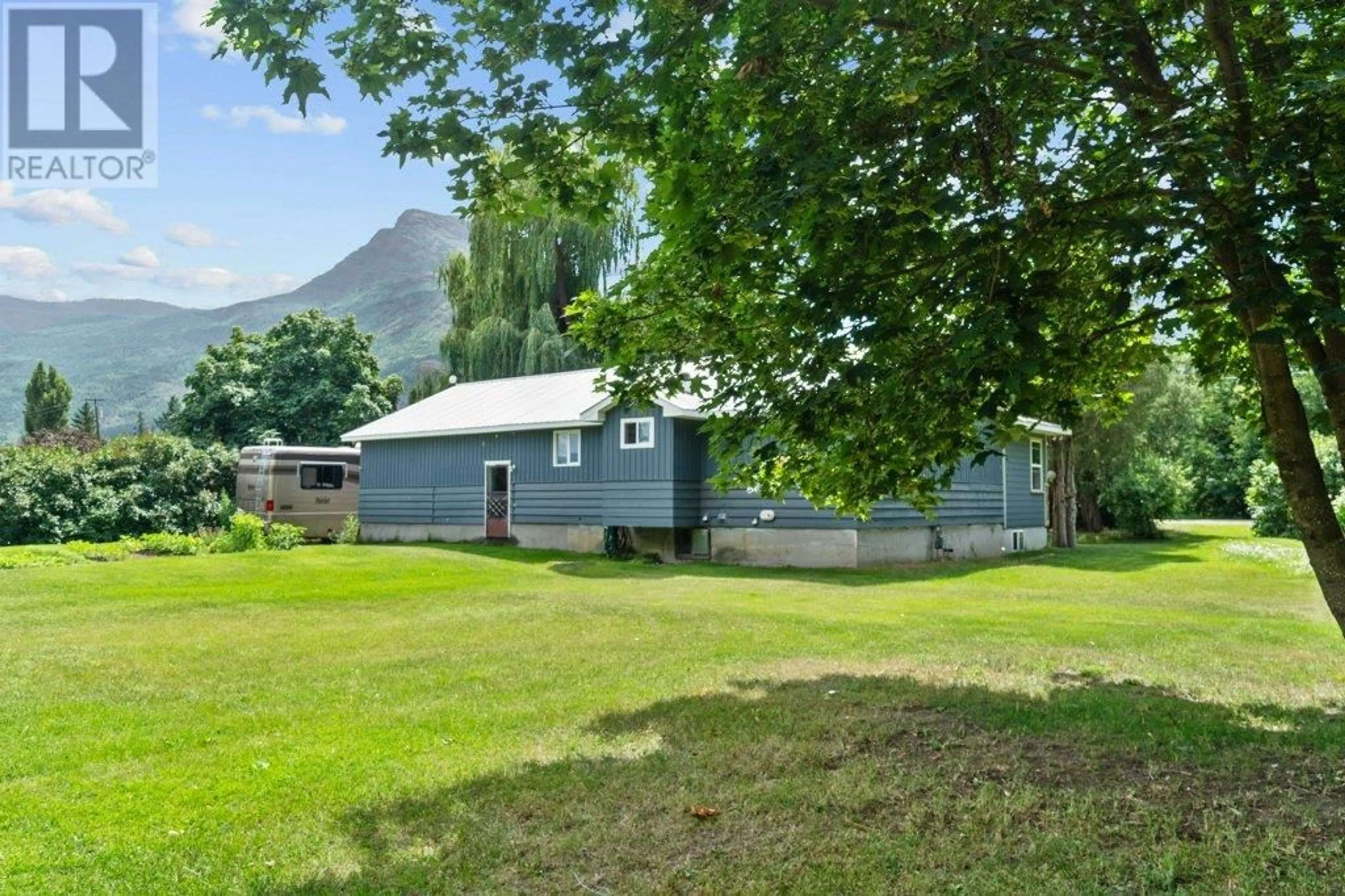 Unknown for 7031 50 AVENUE SOUTHWEST, Salmon Arm British Columbia V1E3C4