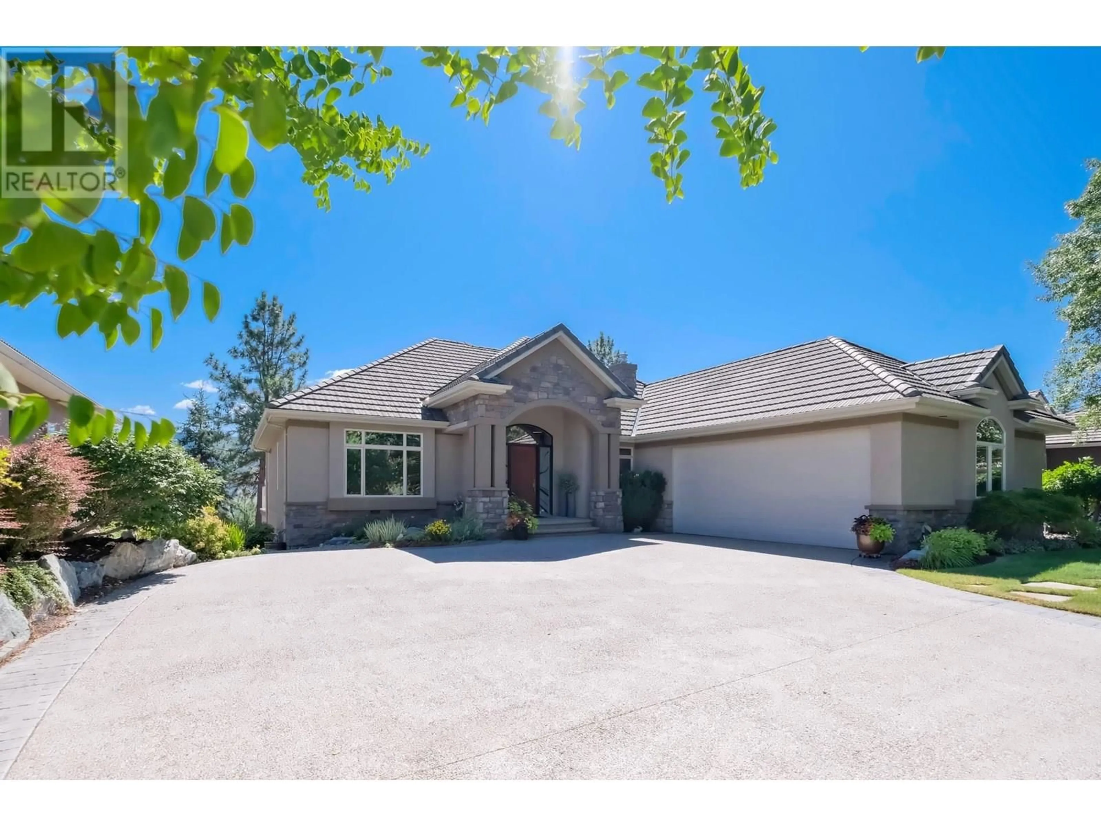 Unknown for 2093 CAPISTRANO DRIVE, Kelowna British Columbia V1V2N1