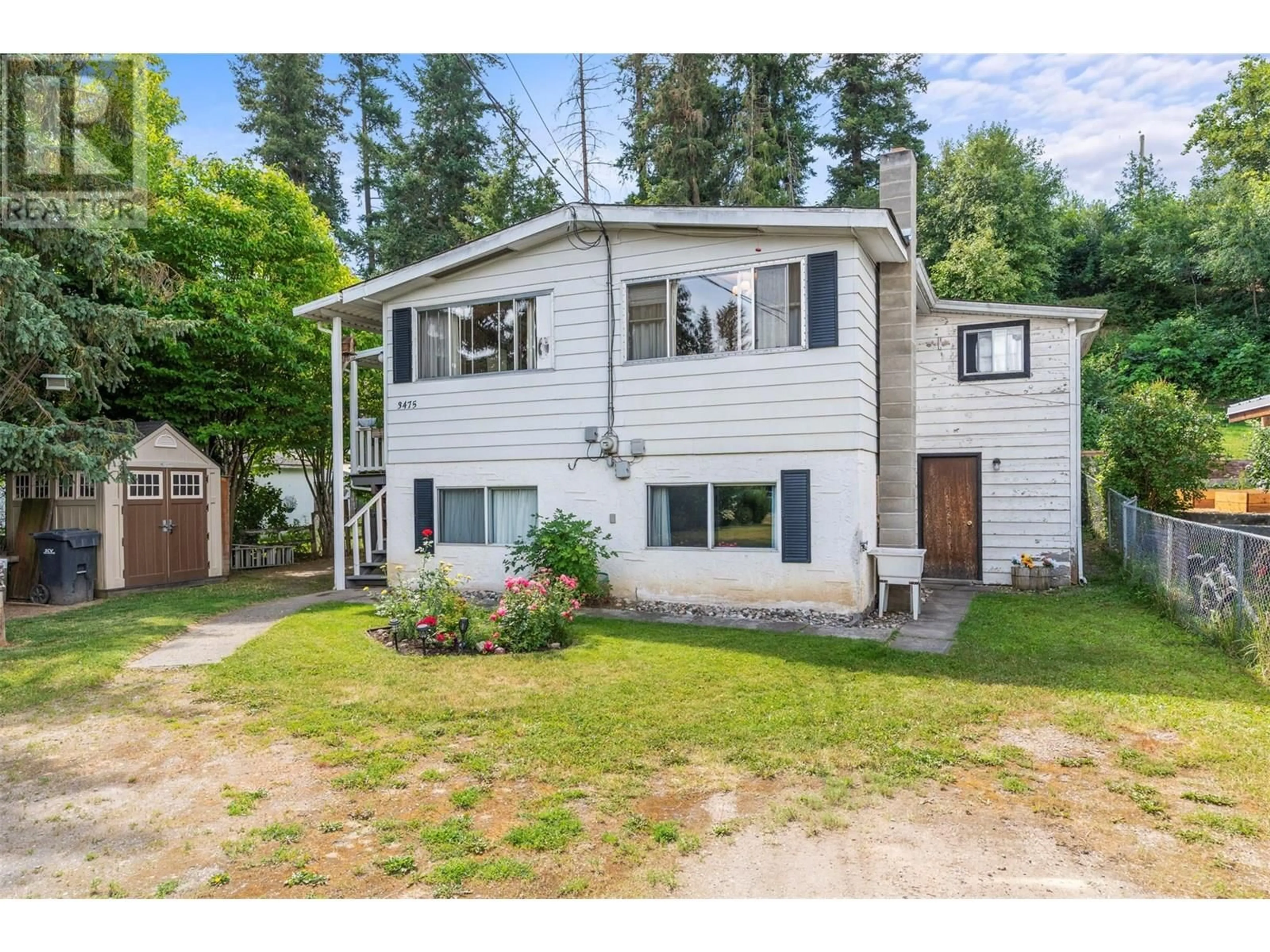 A pic from outside/outdoor area/front of a property/back of a property/a pic from drone, street for 3475 JACKSON AVENUE, Armstrong British Columbia V0E1B2