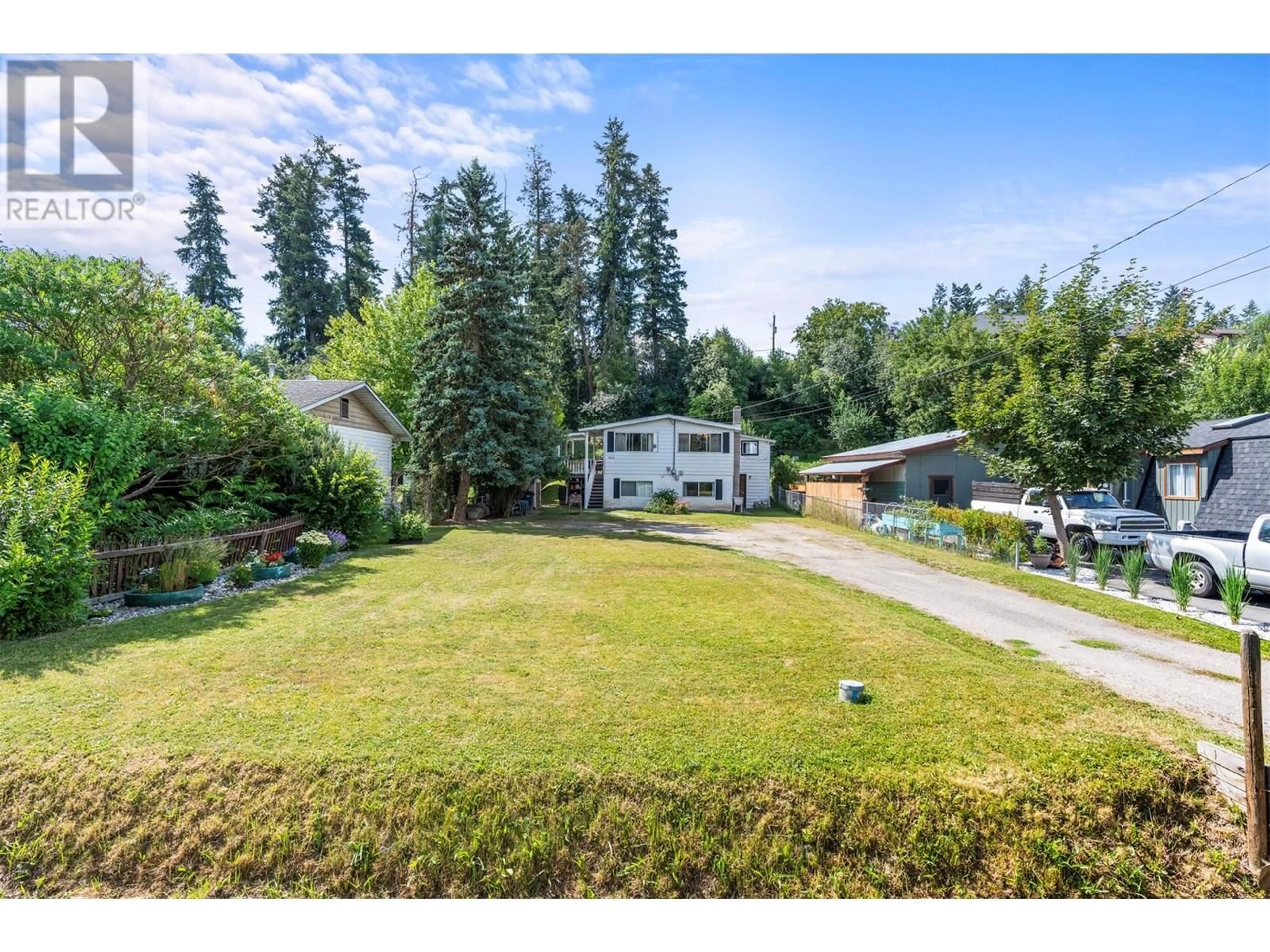 A pic from outside/outdoor area/front of a property/back of a property/a pic from drone, unknown for 3475 JACKSON AVENUE, Armstrong British Columbia V0E1B2