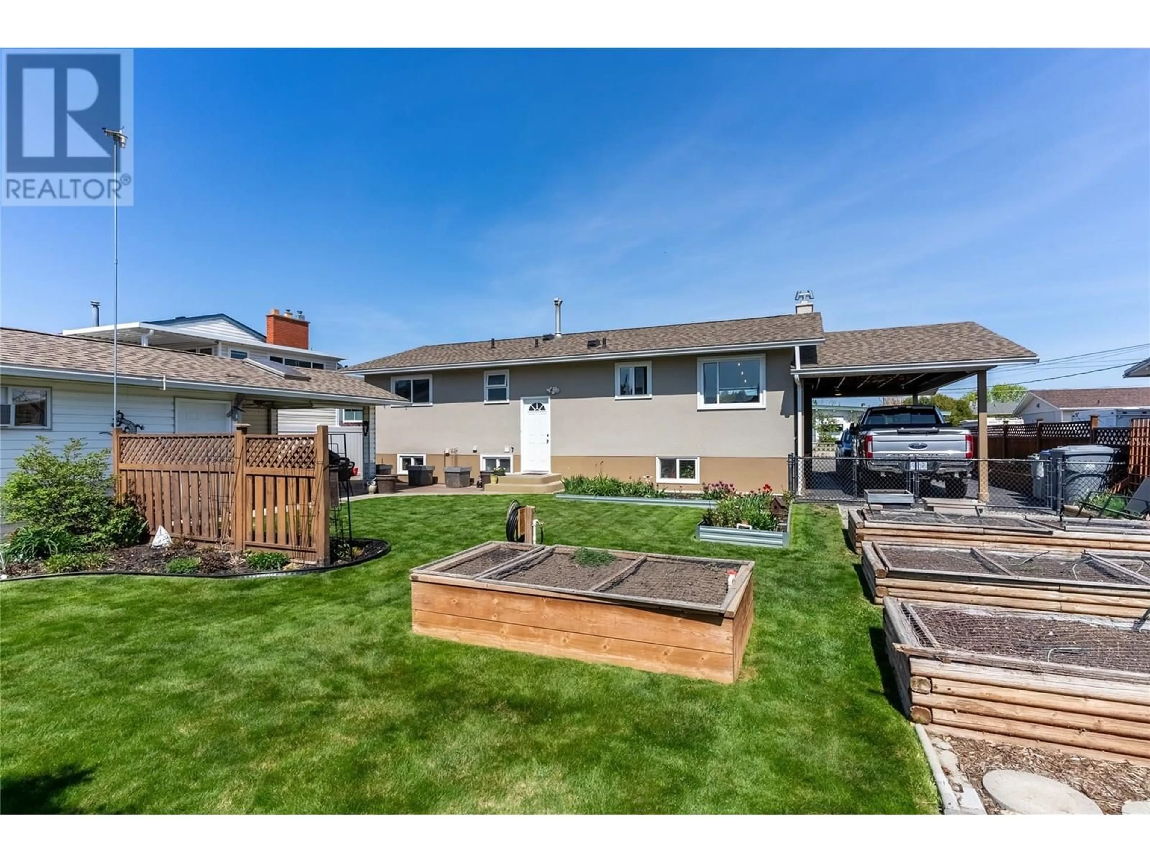 Unknown for 643 CUMBERLAND AVENUE, Kamloops British Columbia V2B1Z1