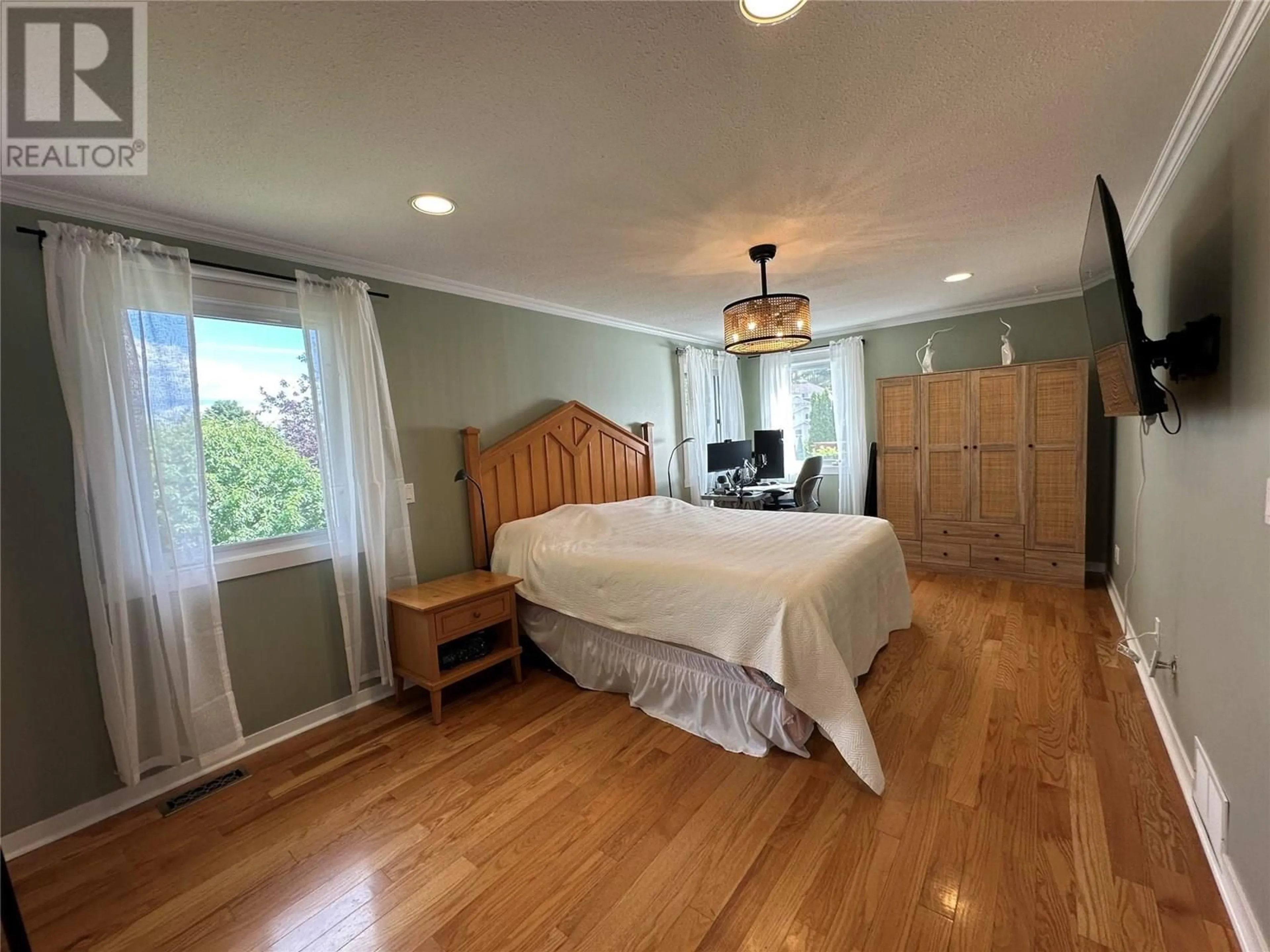 A pic of a room for 2275 MACINTYRE PLACE, Kamloops British Columbia V1S1H7