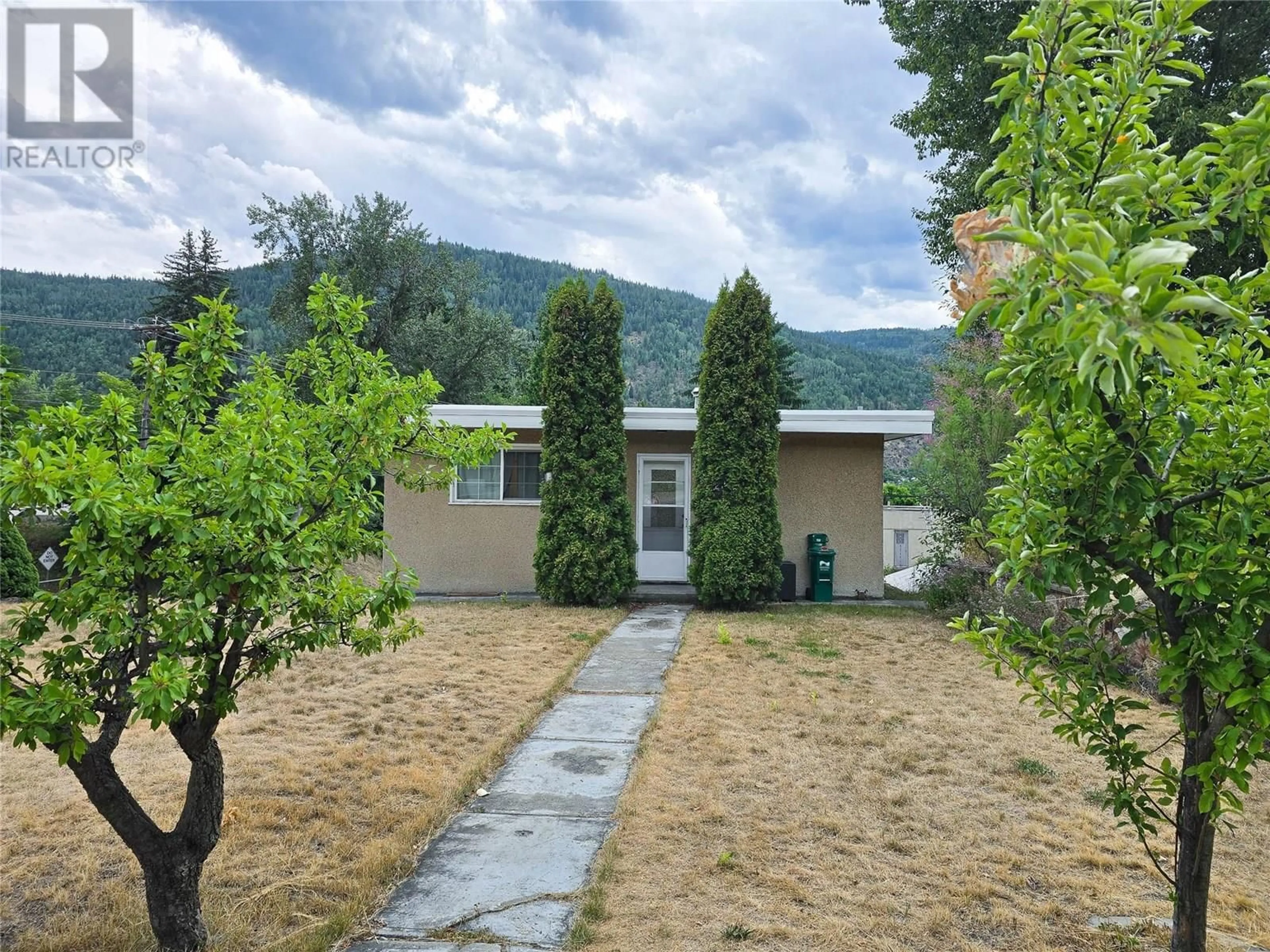 Unknown for 2296 EIGHTH AVENUE, Trail British Columbia V1R3E3