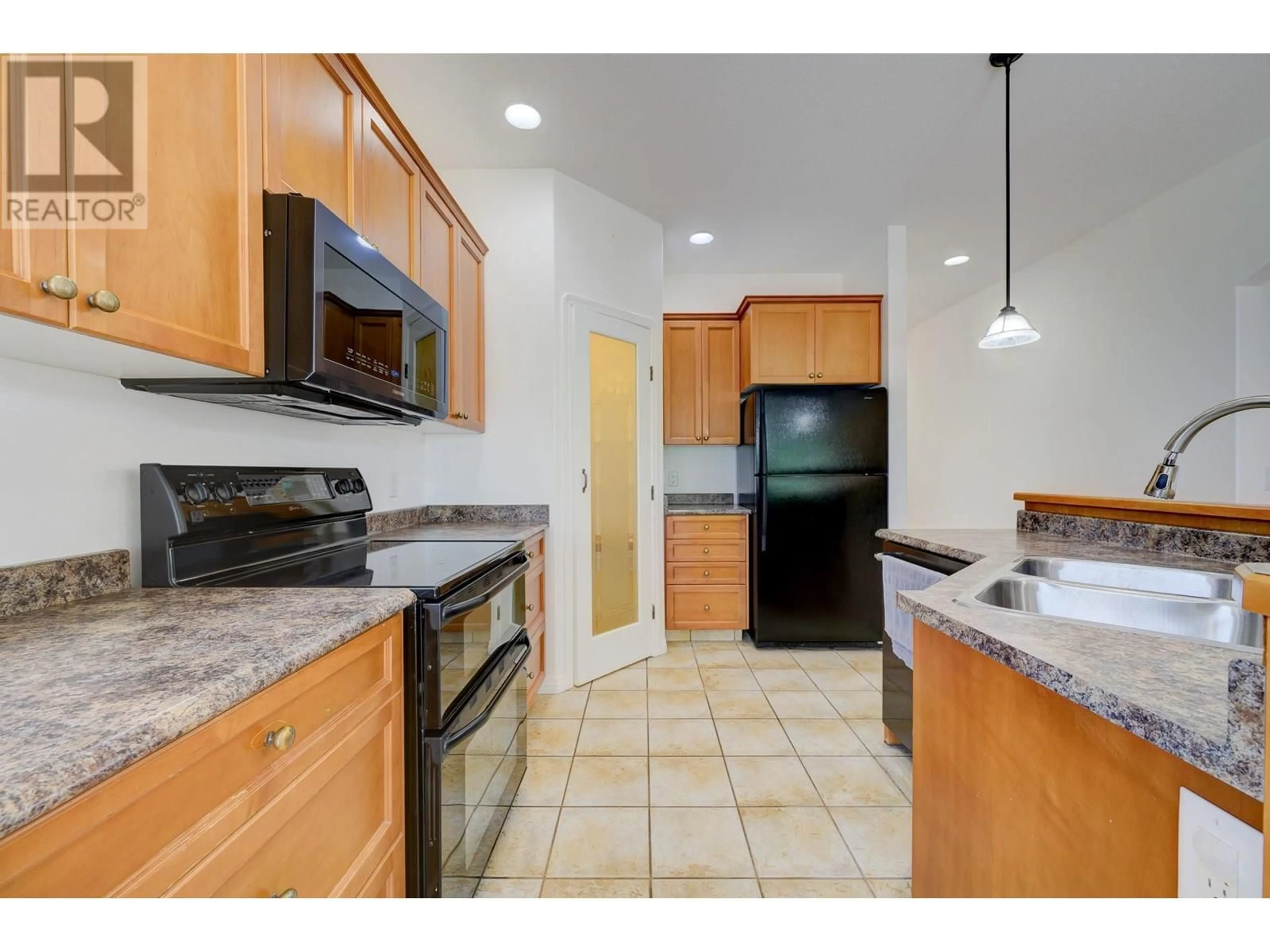 Standard kitchen, ceramic/tile floor for 763 BRAMBLE COURT, Kamloops British Columbia V1S1Z5
