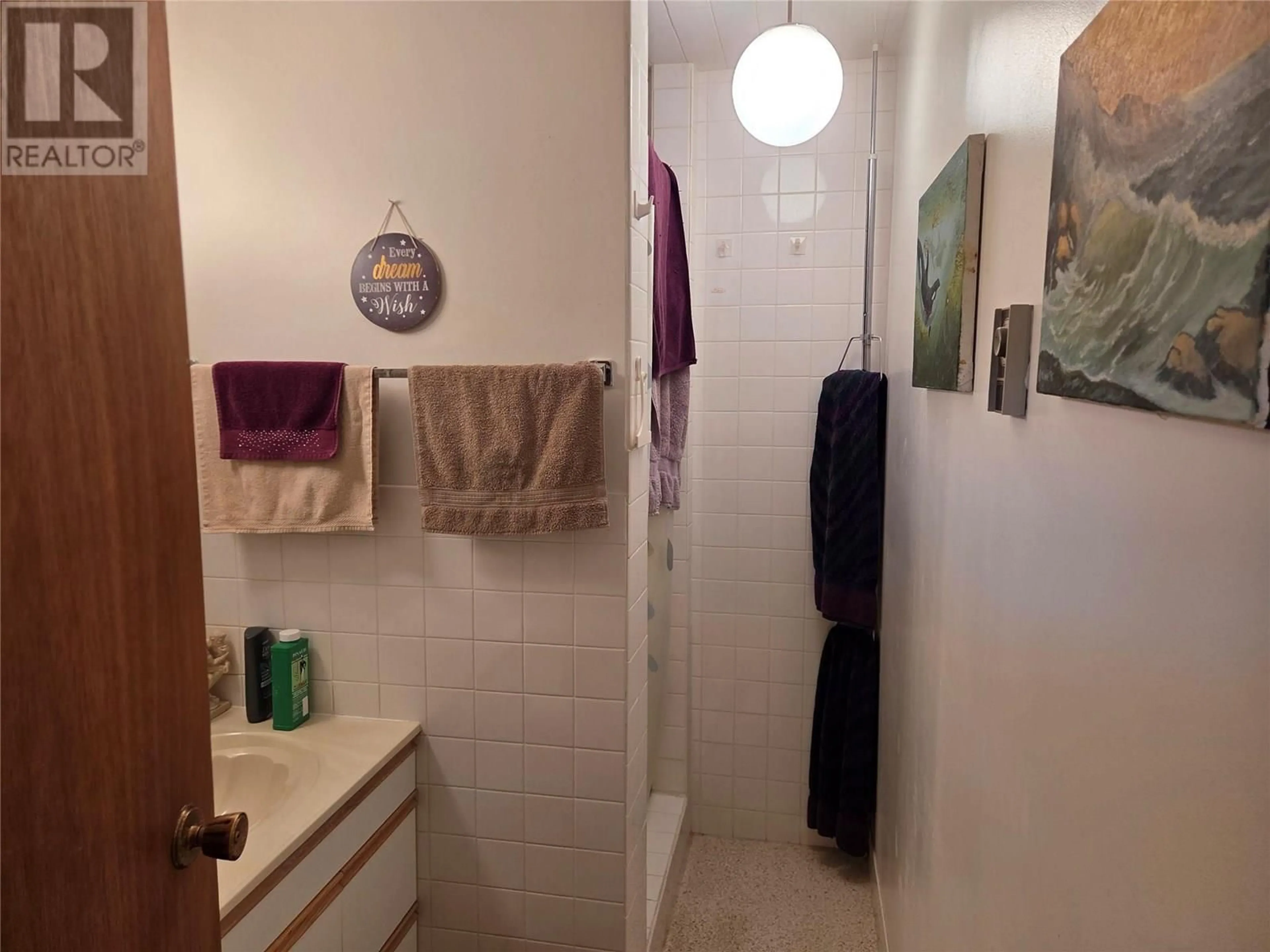 A pic of a room for 609 11TH AVENUE, Keremeos British Columbia V0X1N3