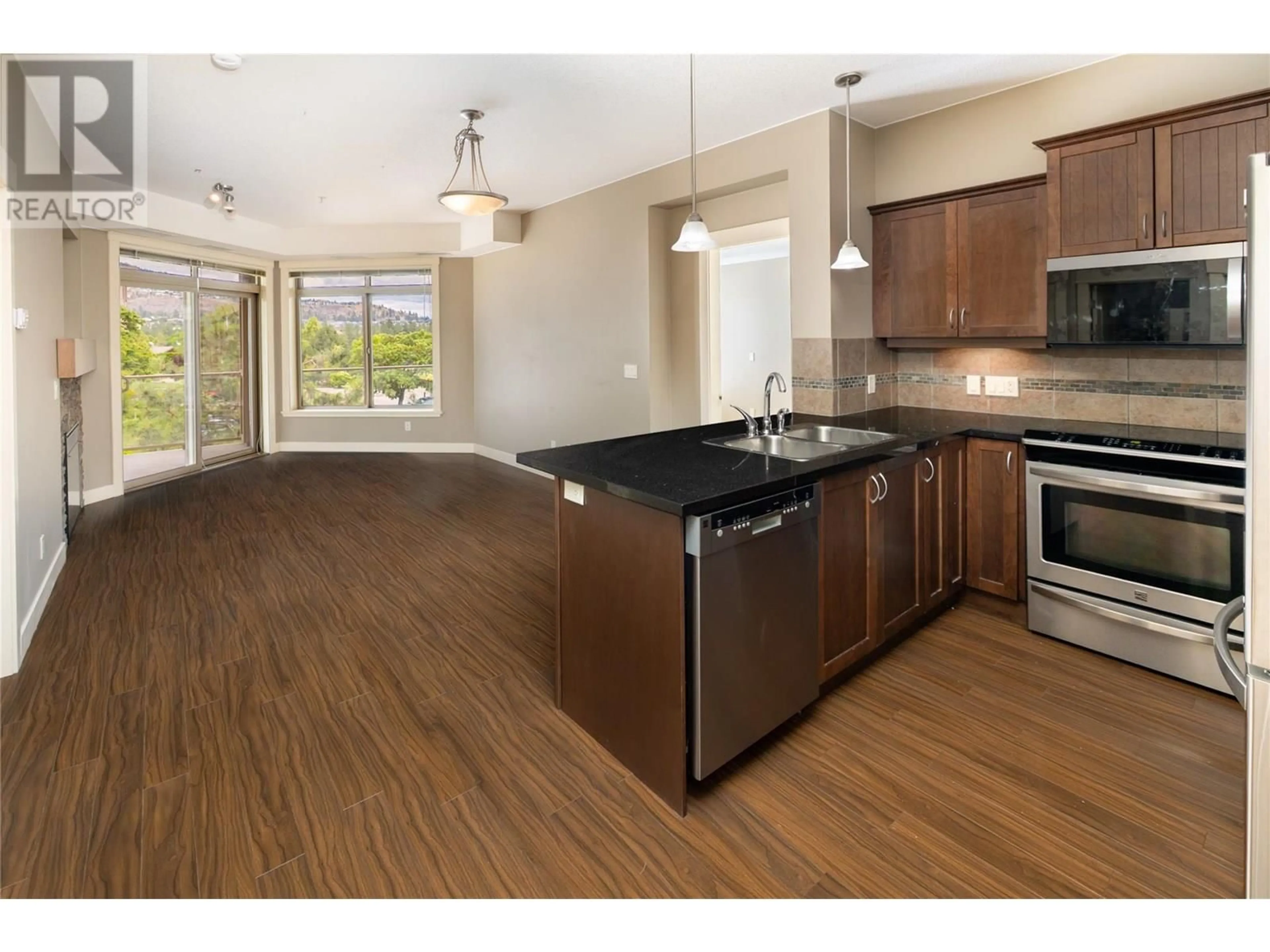 Open concept kitchen, unknown for 314 - 3533 CARRINGTON ROAD, West Kelowna British Columbia V4T2Z9