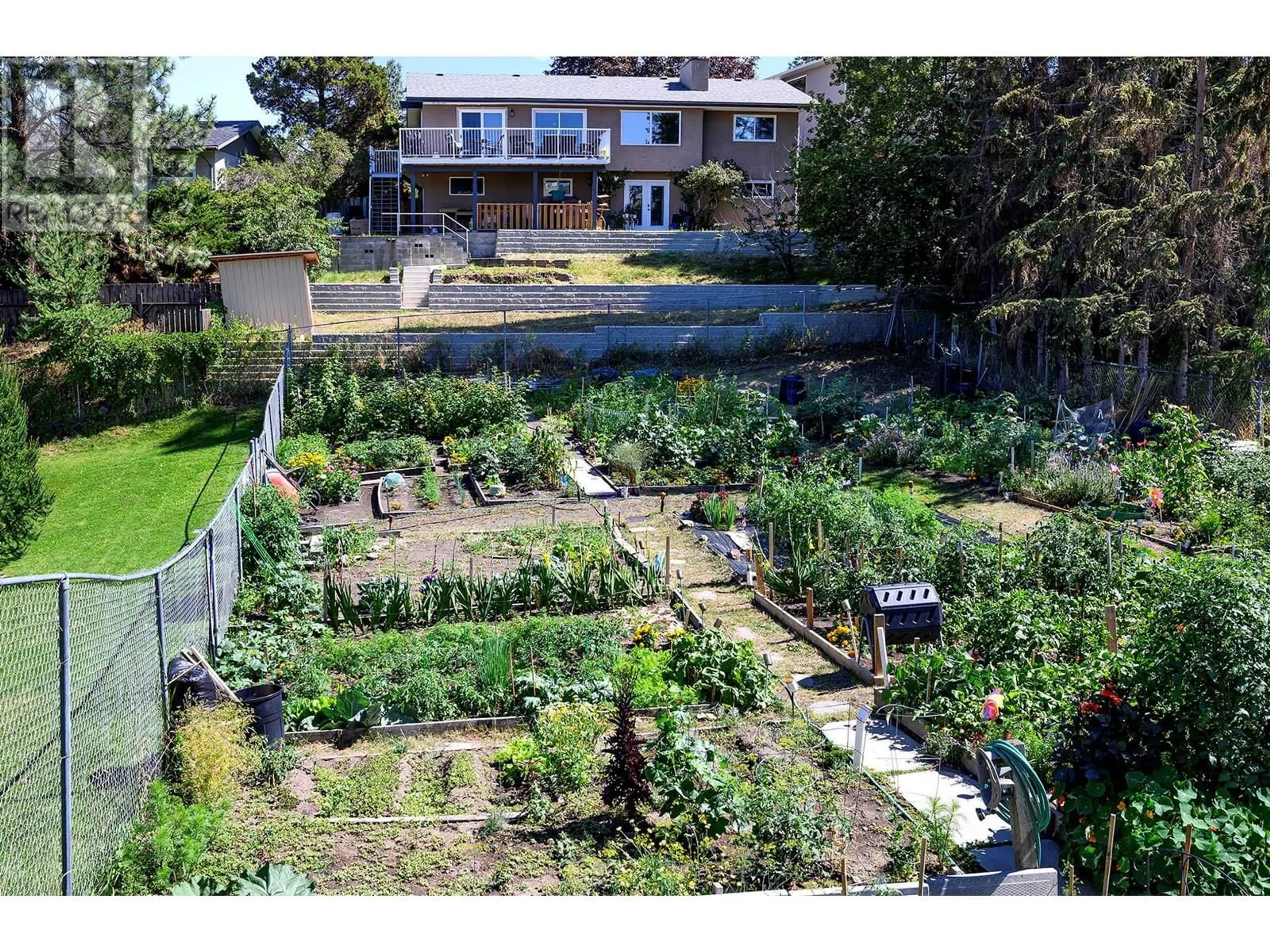 A pic from outside/outdoor area/front of a property/back of a property/a pic from drone, street for 13 - 137 MCGILL ROAD, Kamloops British Columbia V2C1L9