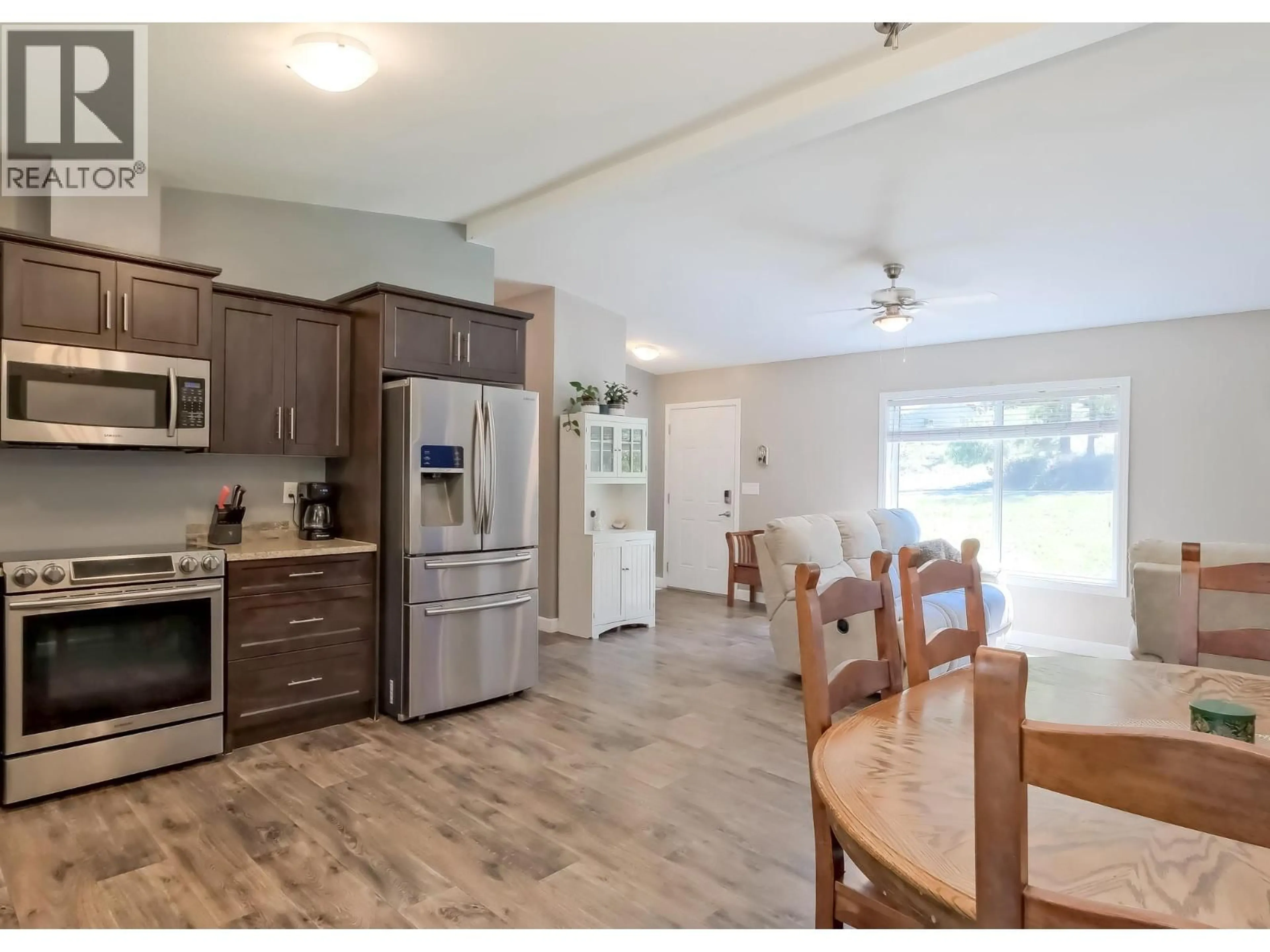 Open concept kitchen, unknown for 7867 ALPINE ROAD, Kelowna British Columbia V1Z3V4