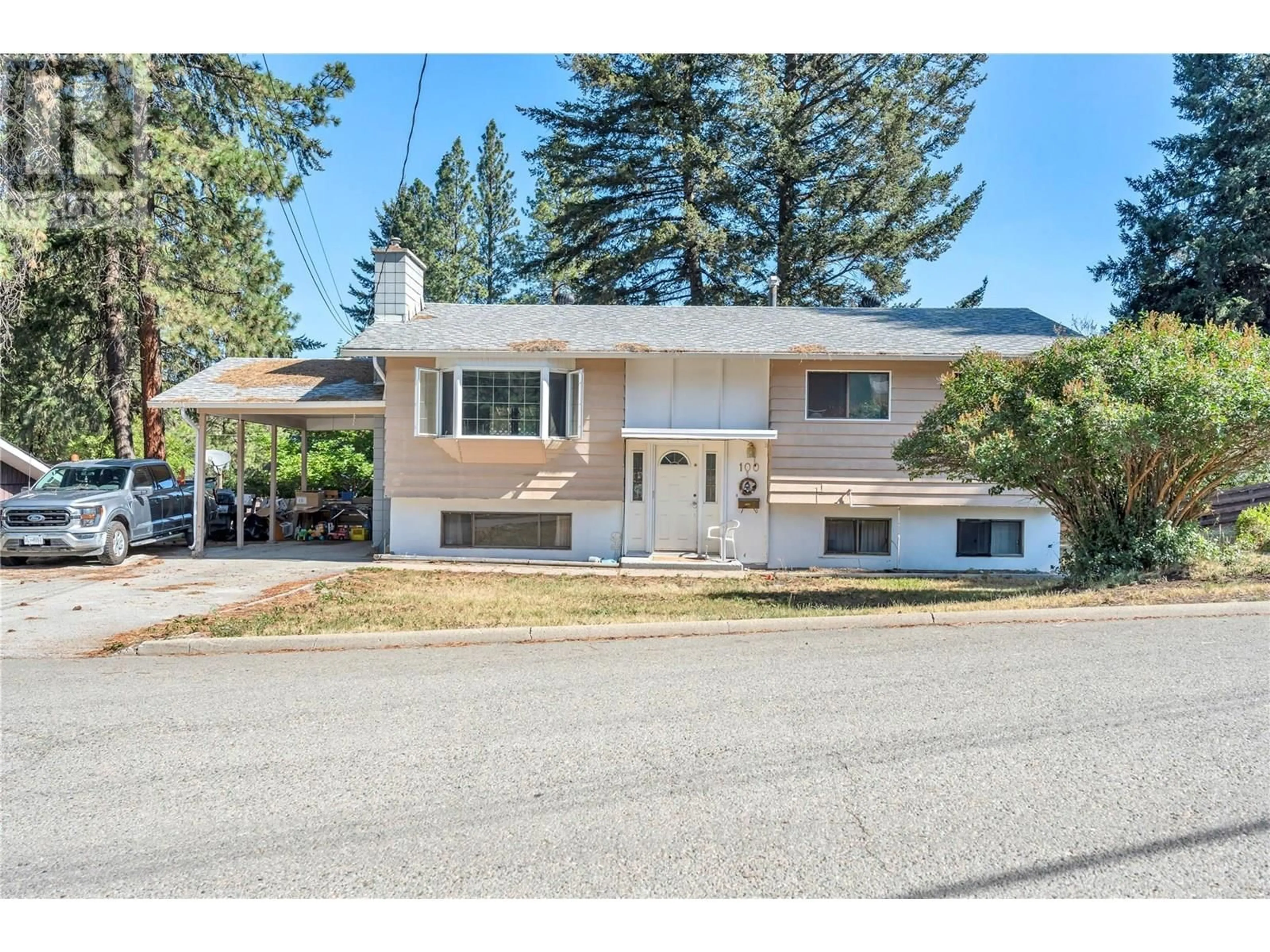 Home with vinyl exterior material, street for 100 EDGEWOOD DRIVE OTHER, Princeton British Columbia V0X1W0