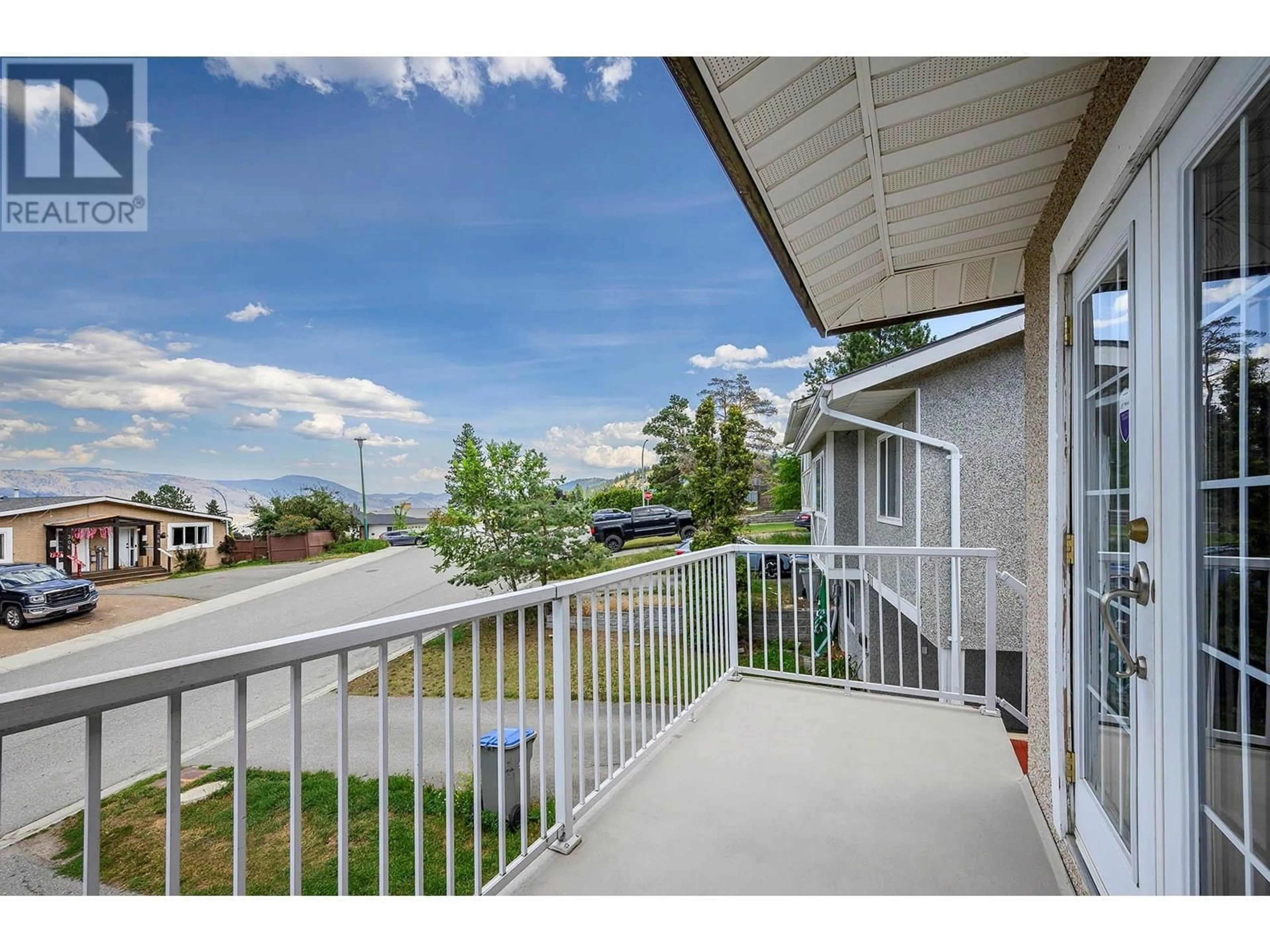 Patio, unknown for 315 WADDINGTON DRIVE, Kamloops British Columbia V2E1S3