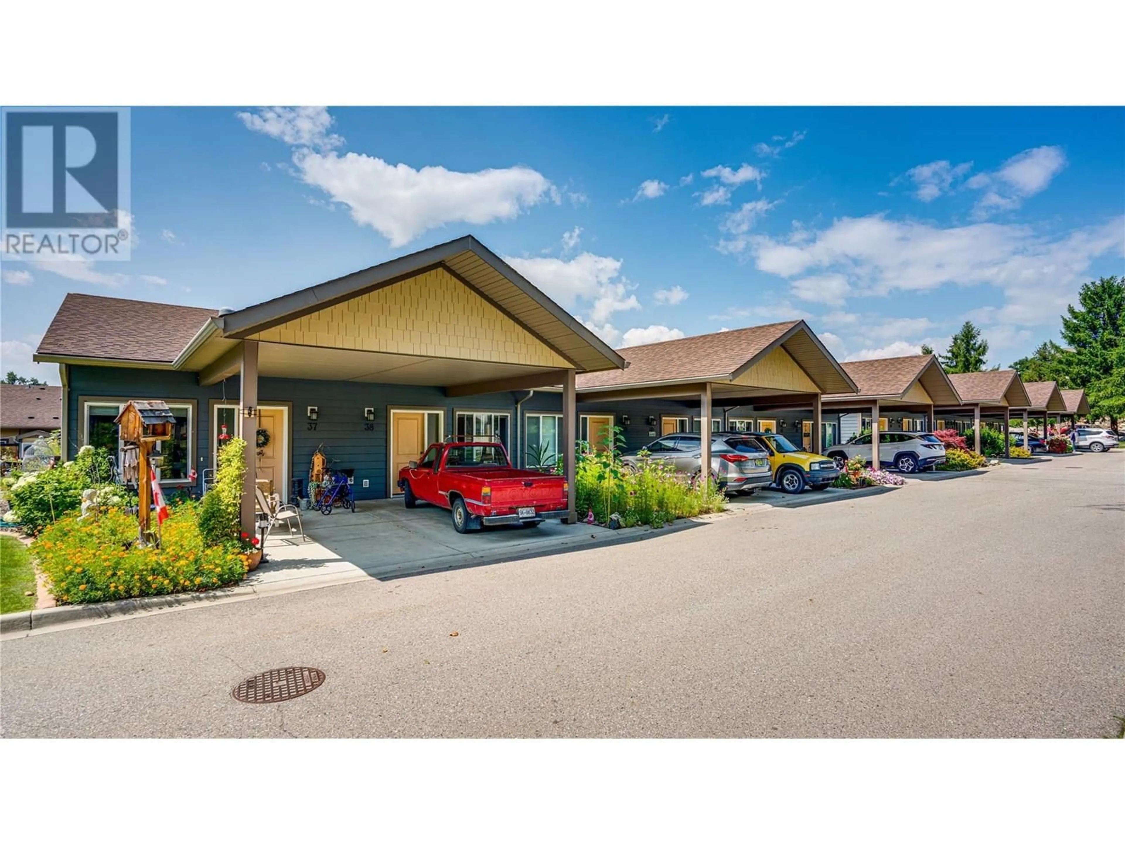 Patio, unknown for 37-42 - 9108 MACKIE DRIVE, Coldstream British Columbia V1B1G9