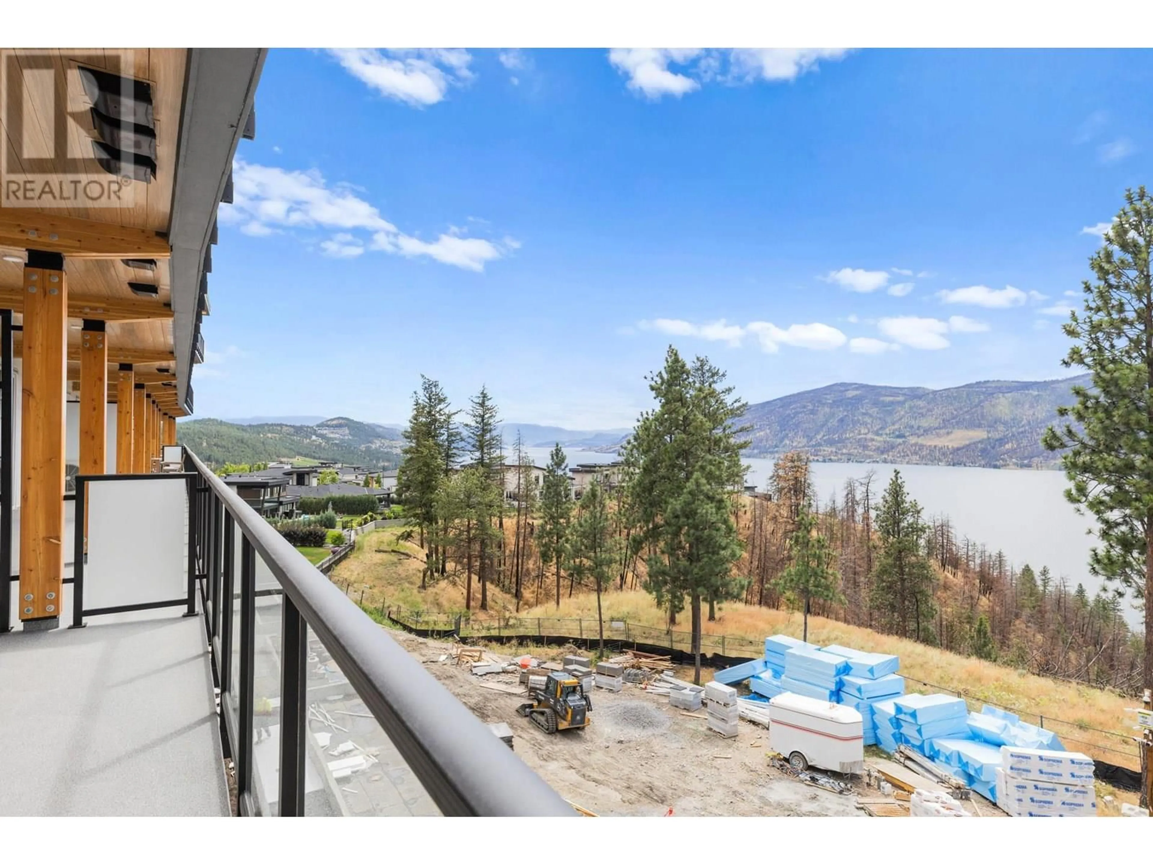 Patio, water/lake/river/ocean view for 409 - 9654 BENCHLAND DRIVE, Lake Country British Columbia V4V1N3
