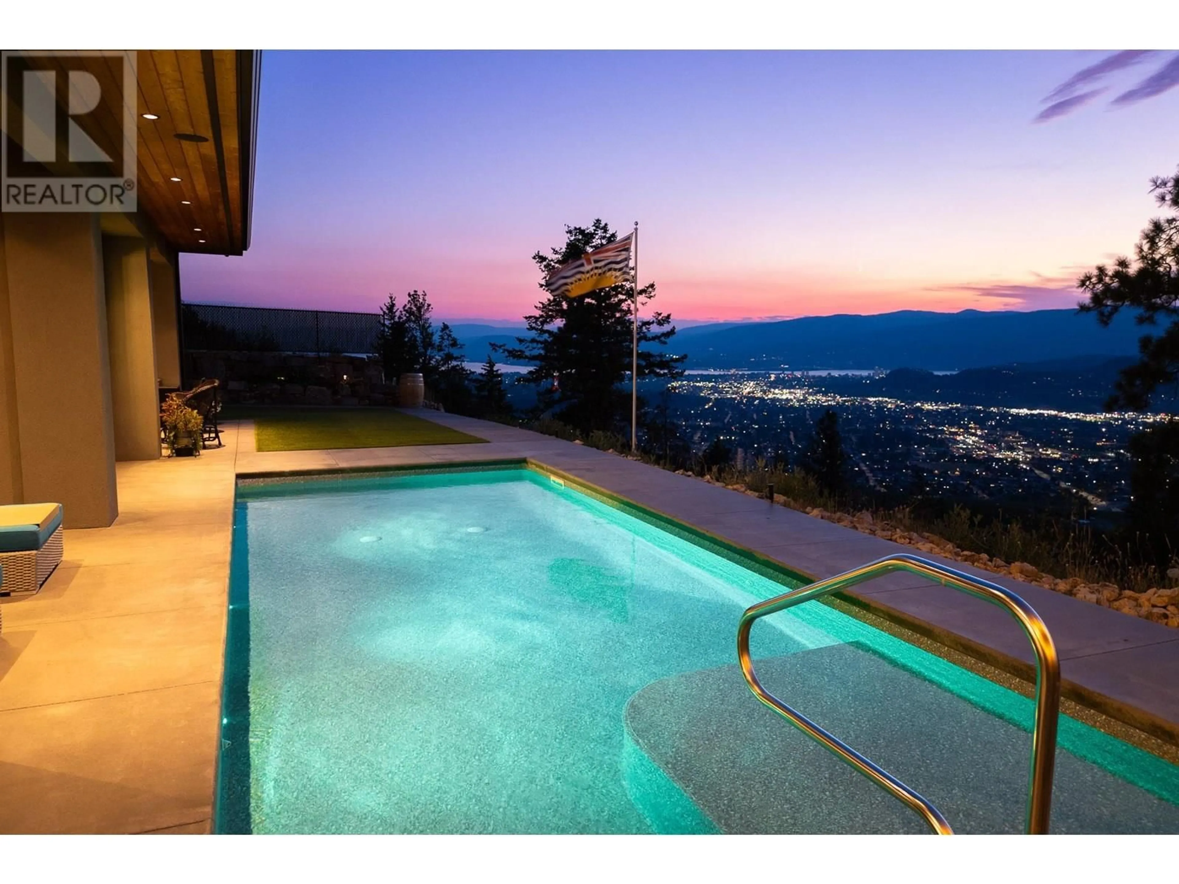 Pool for 1738 CARNEGIE STREET, Kelowna British Columbia V1P1T3