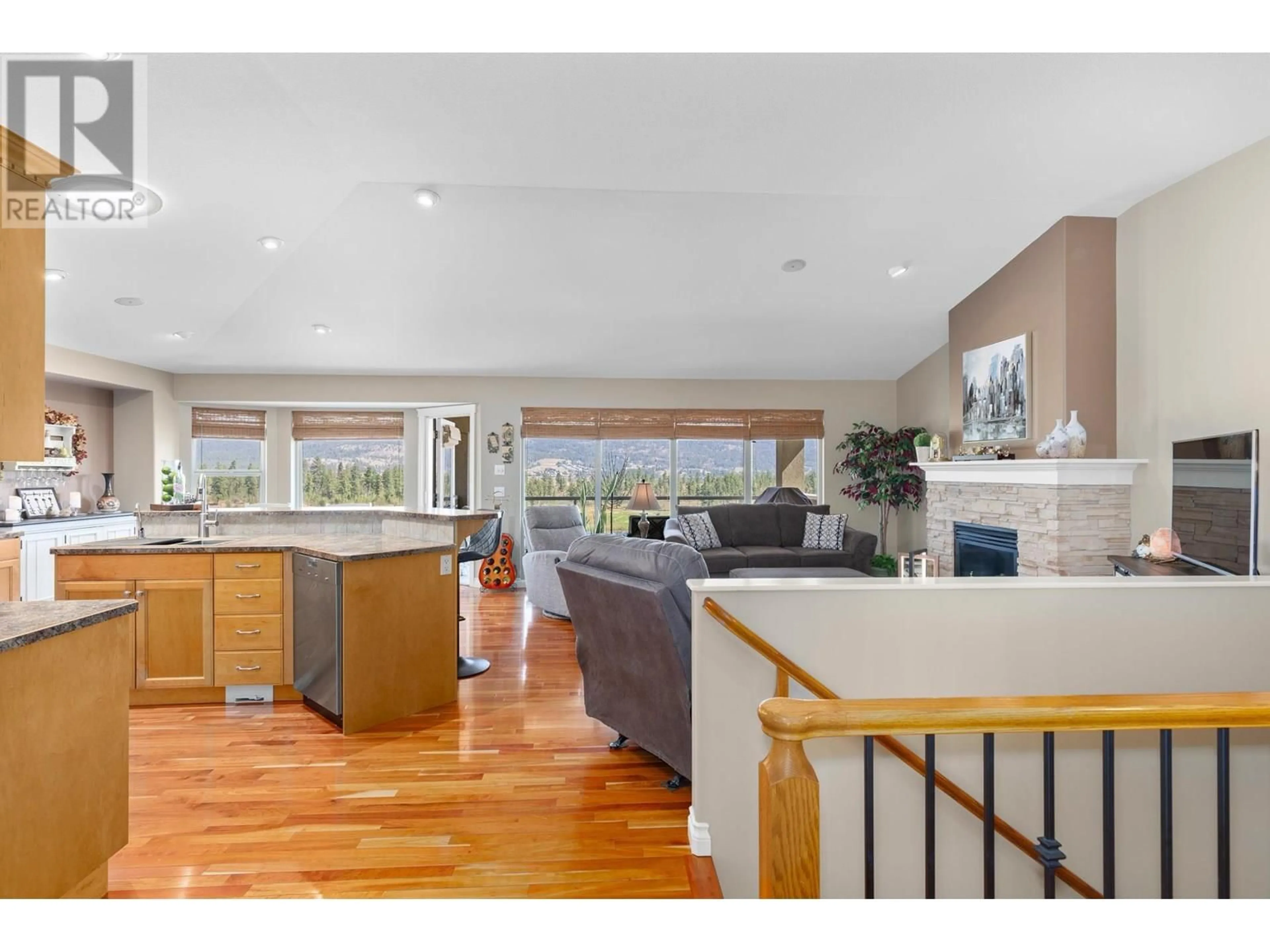Open concept kitchen, unknown for 229 - 2455 QUAIL RIDGE BOULEVARD, Kelowna British Columbia V1V2S8