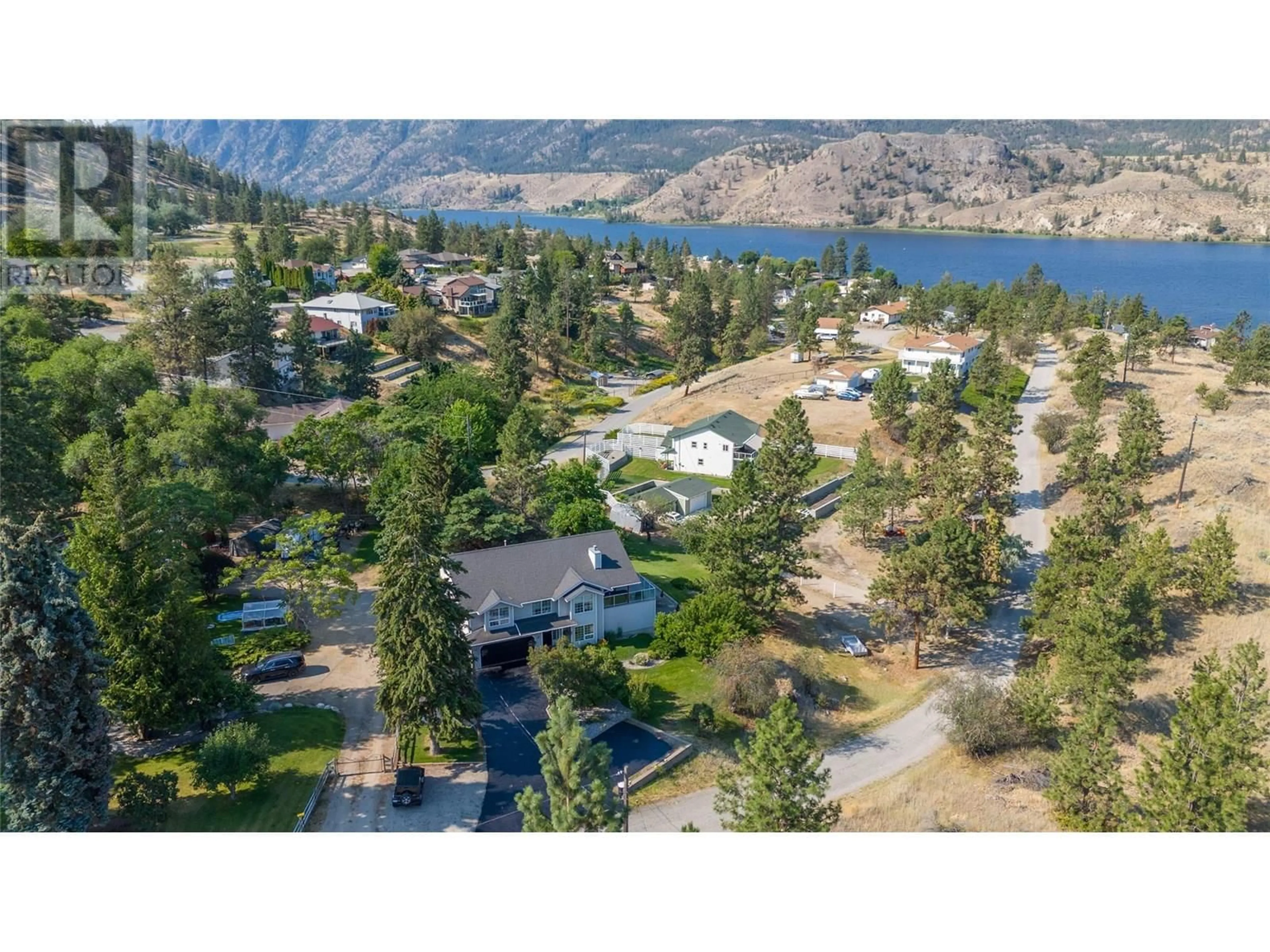 A pic from outside/outdoor area/front of a property/back of a property/a pic from drone, unknown for 483 PHILPOTT ROAD, Okanagan Falls British Columbia V0H1R5
