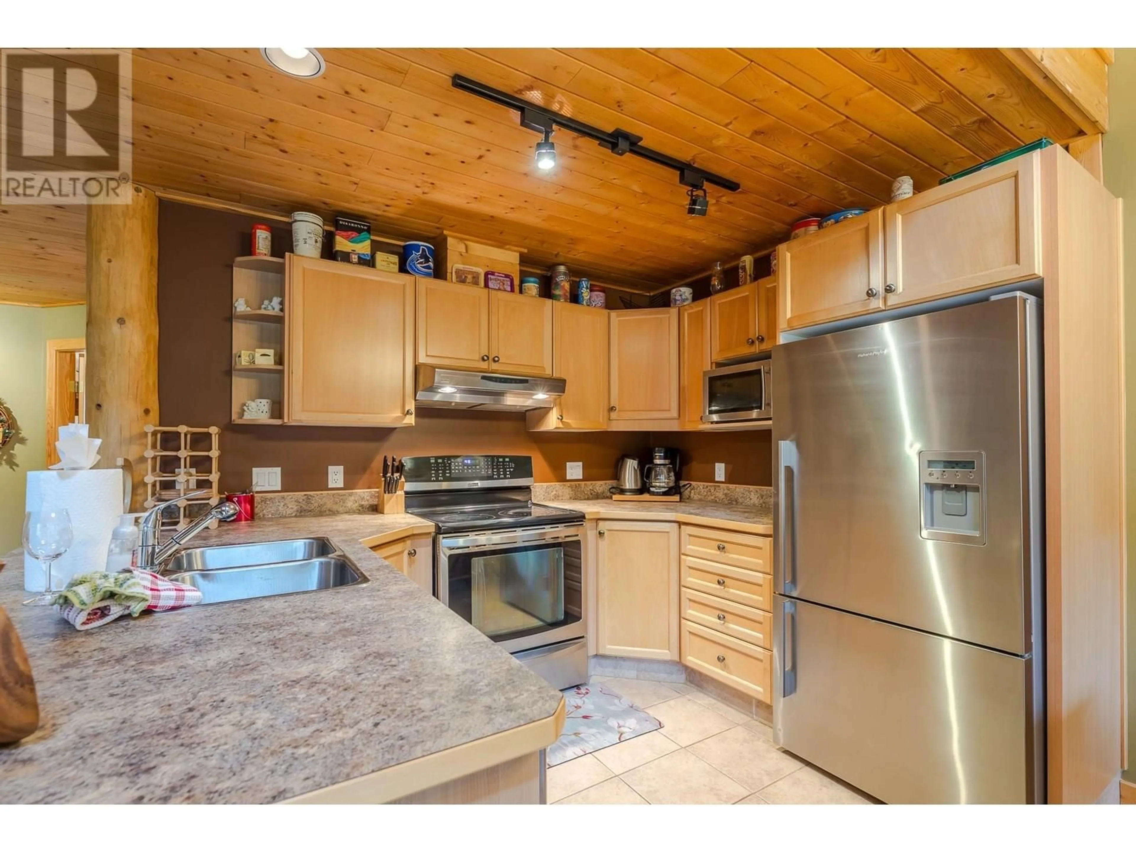 Unknown for 18 - 1259 APEX MOUNTAIN ROAD, Penticton British Columbia V2A0E2