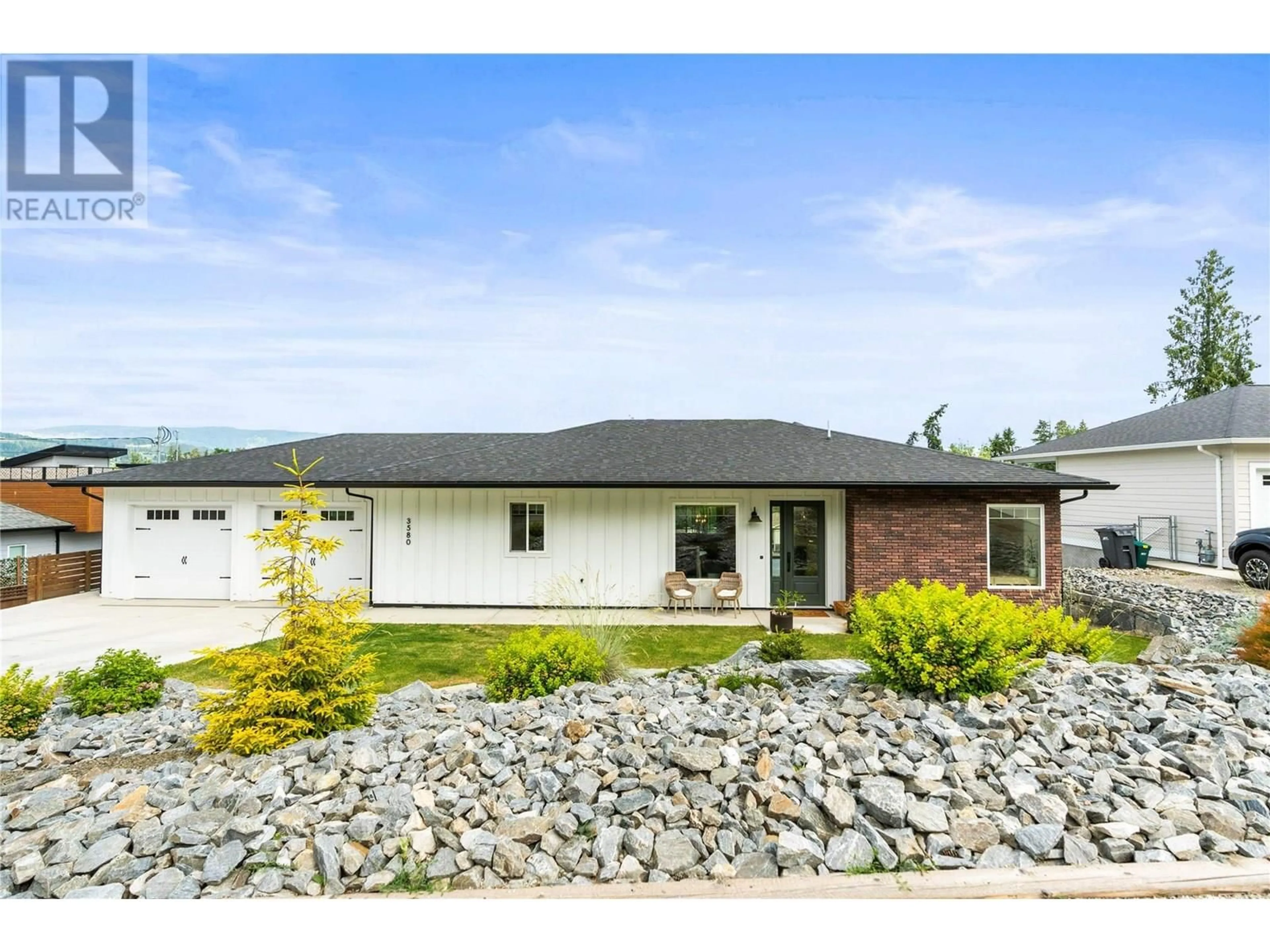 Home with vinyl exterior material, unknown for 3580 WARNER AVENUE, Armstrong British Columbia V4Y0J3