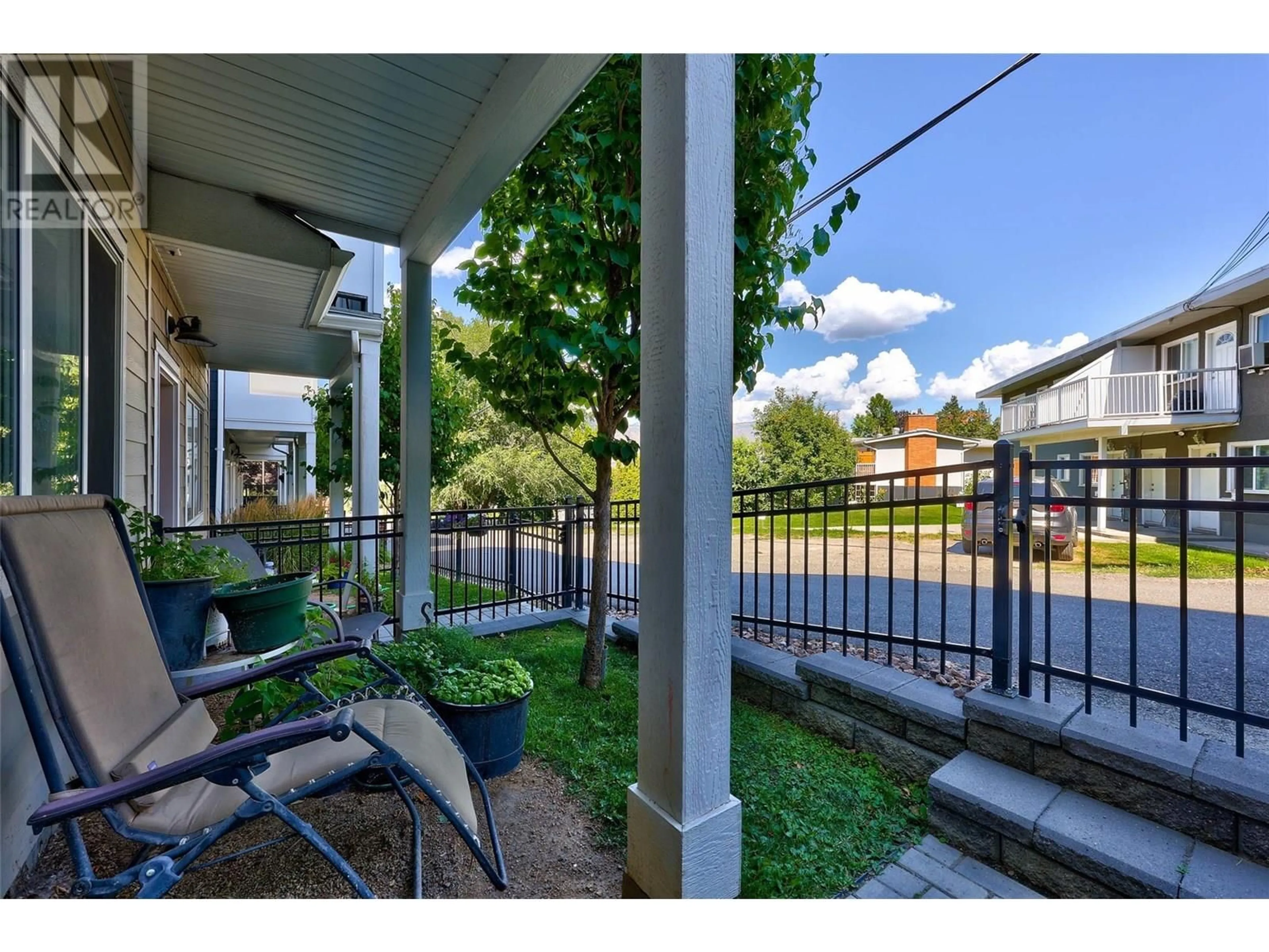 Patio, street for 115 - 1393 9TH AVENUE, Kamloops British Columbia V2C3X6