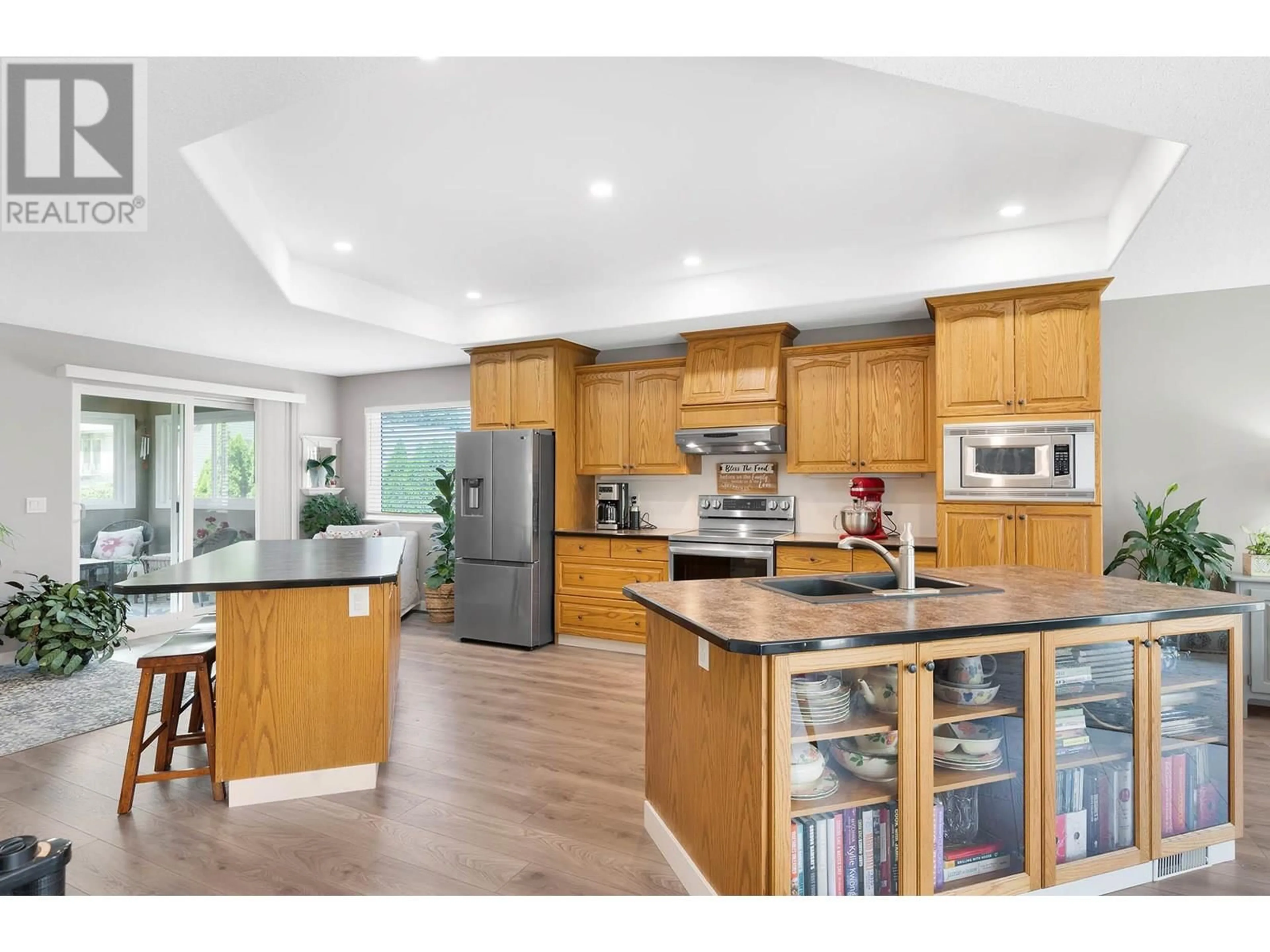 Open concept kitchen, unknown for 3606 OVERLANDER DRIVE, Kamloops British Columbia V2B8L7