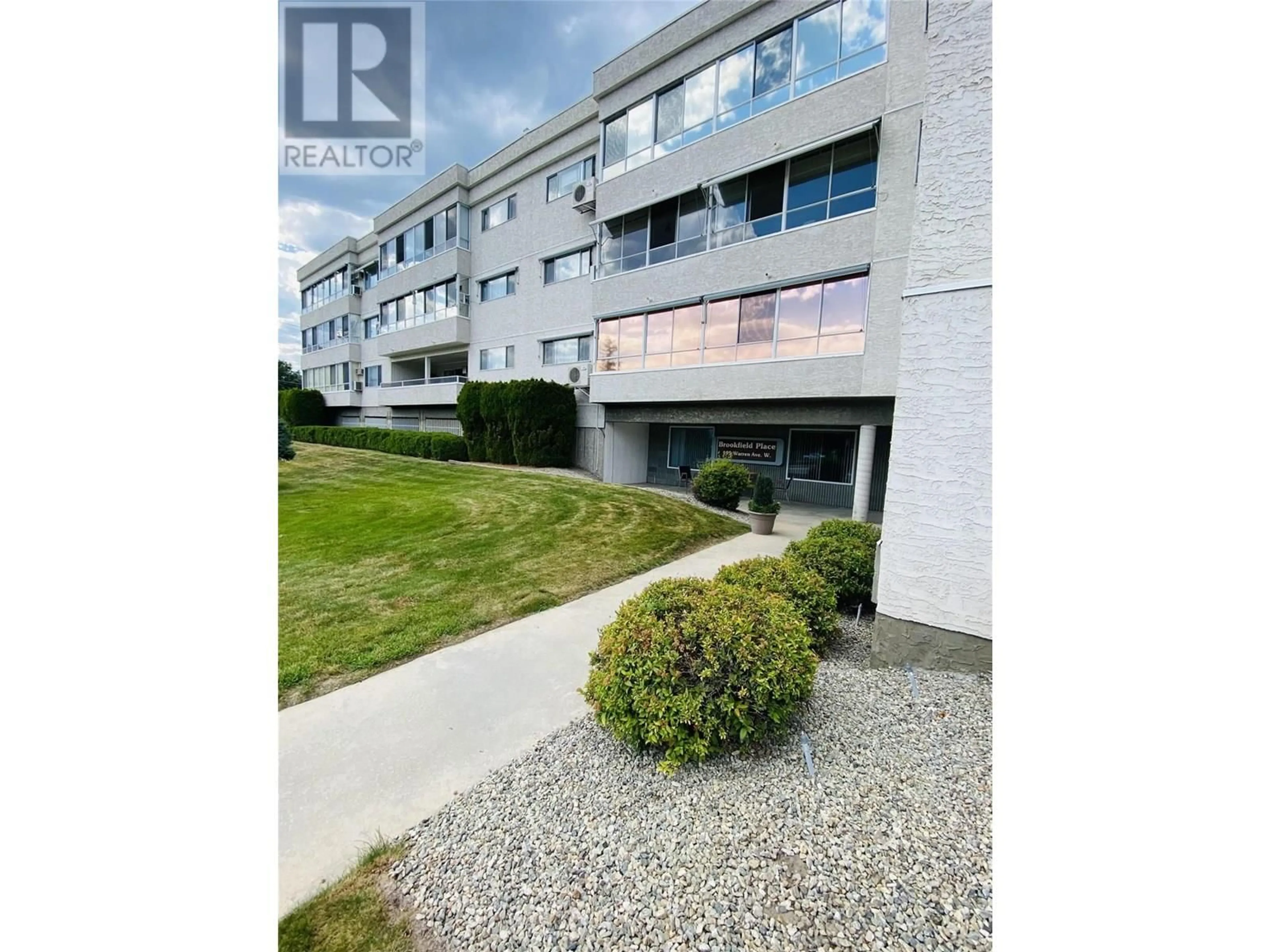 Unknown for 406 - 195 WARREN AVENUE WEST, Penticton British Columbia V2A3N1