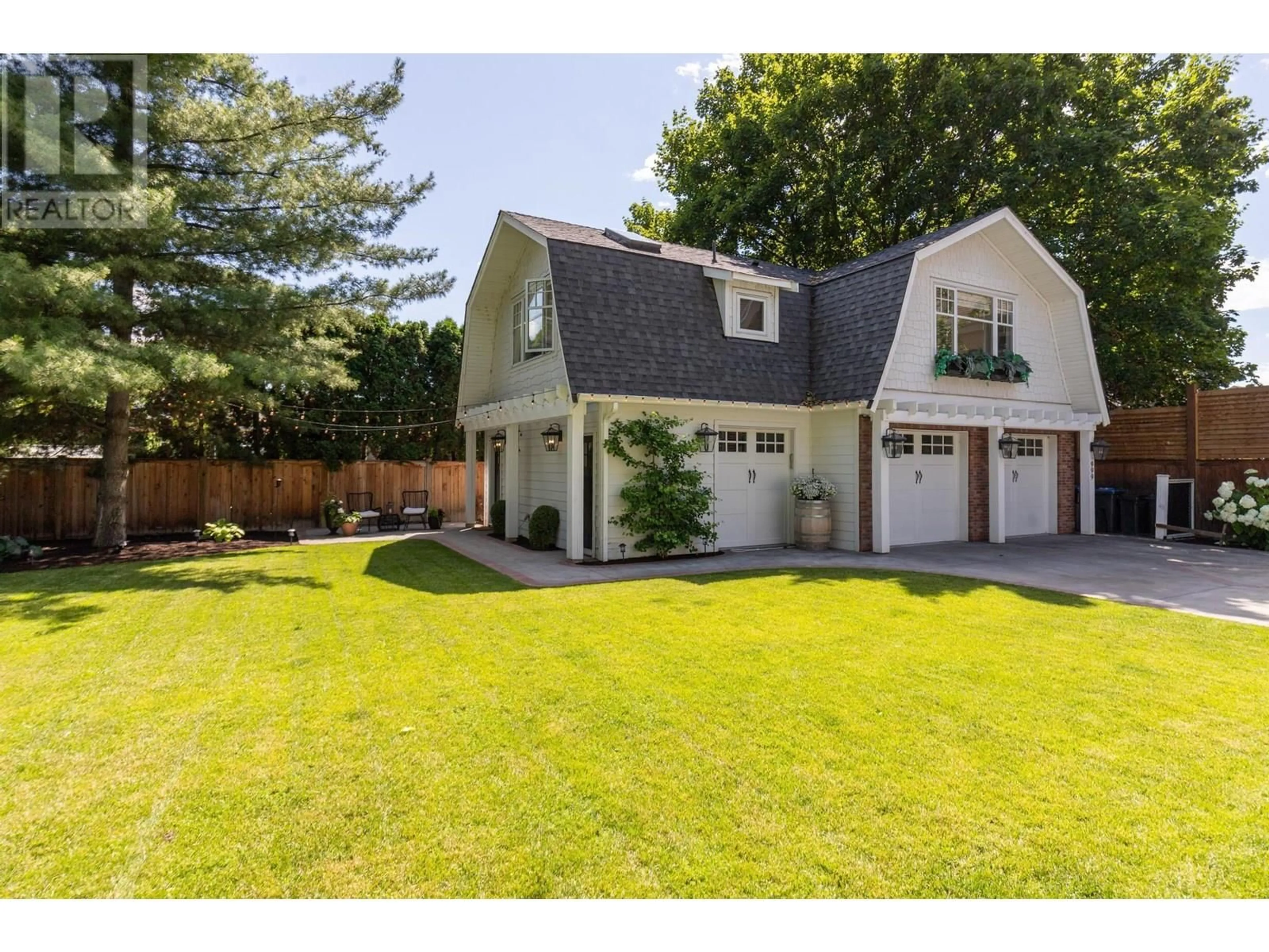Unknown for 1001 LAWRENCE AVENUE, Kelowna British Columbia V1Y6M3